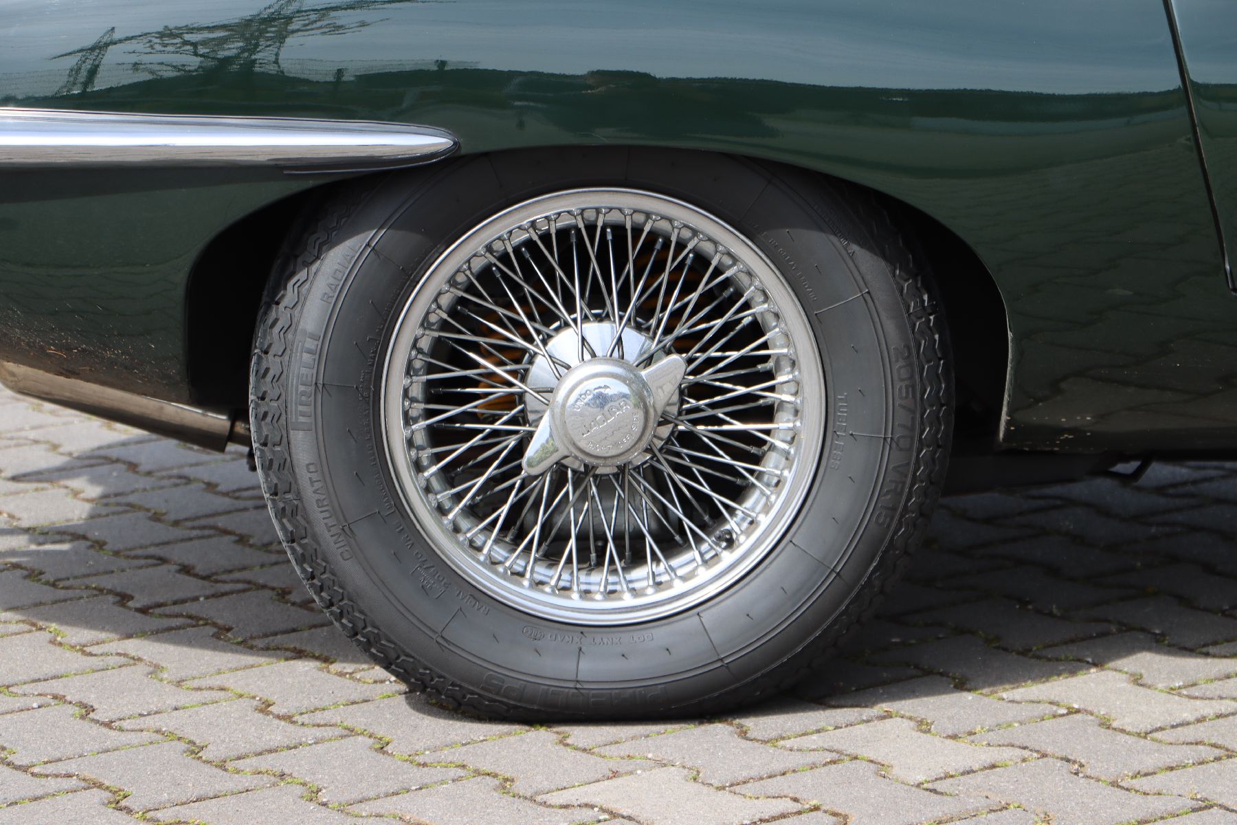 Detail f: Jaguar E-Type Serie 1 3.8 Liter Cabriolet, Fahrgestellnummer: 875303, EZ 06/1961, Laufleistung ca. 12.948 miles abgelesen, 154 kW/209 PS, ...