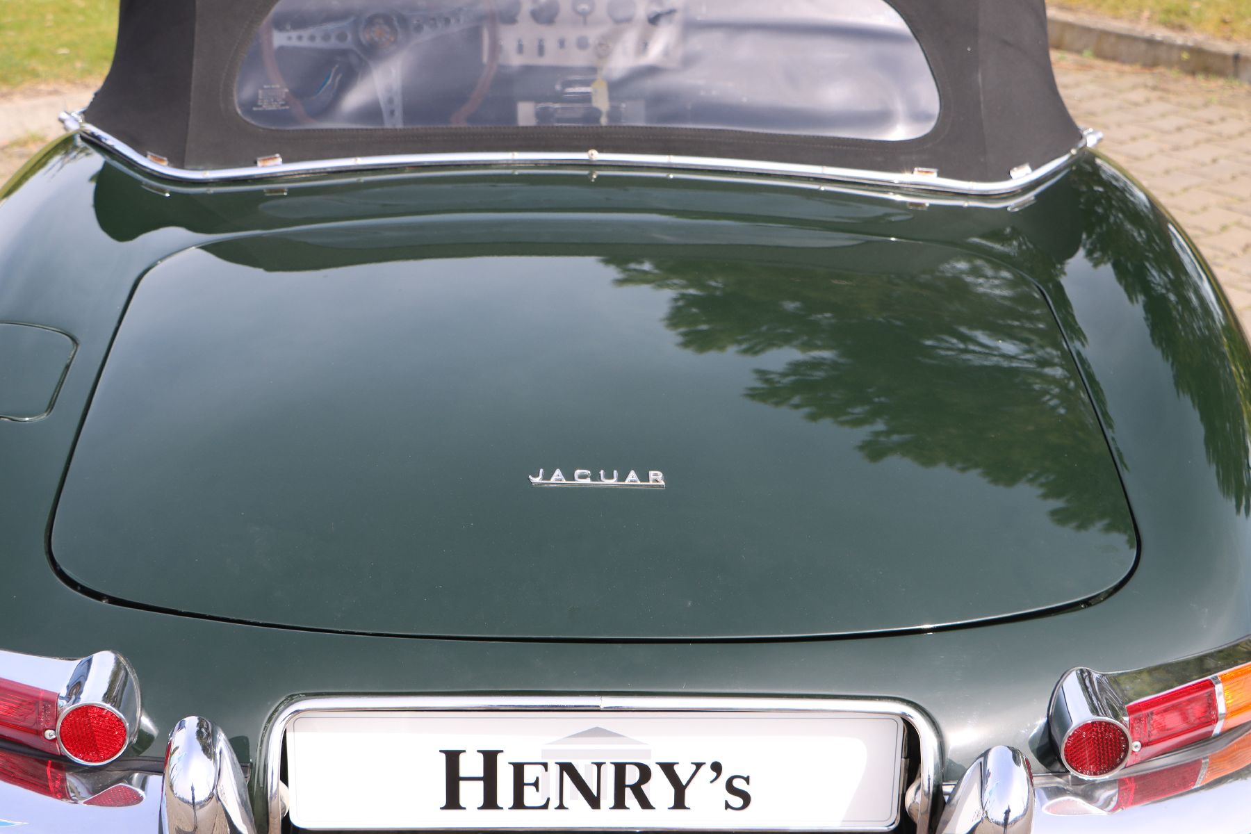 Detail g: Jaguar E-Type Serie 1 3.8 Liter Cabriolet, Fahrgestellnummer: 875303, EZ 06/1961, Laufleistung ca. 12.948 miles abgelesen, 154 kW/209 PS, ...
