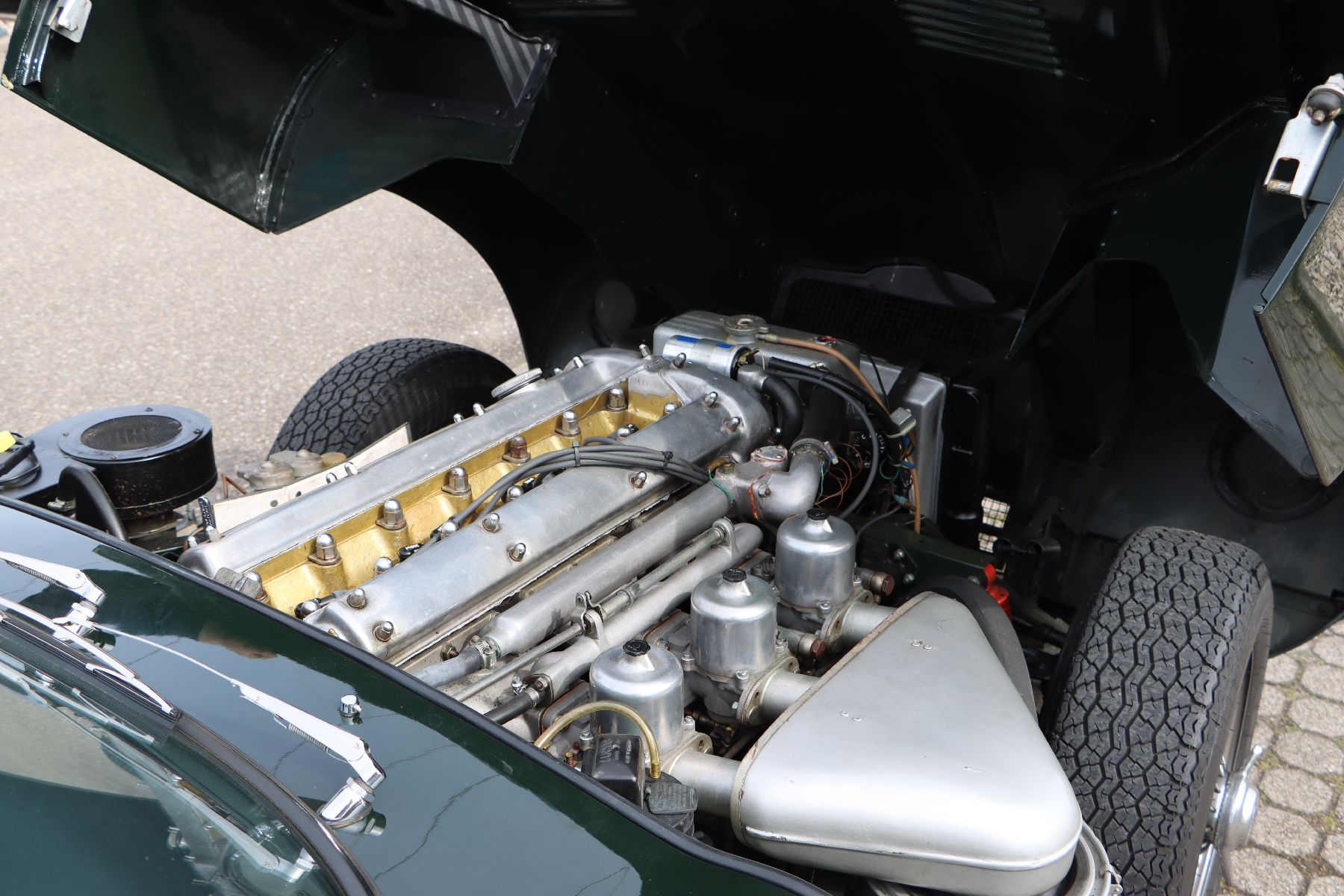 Detail k: Jaguar E-Type Serie 1 3.8 Liter Cabriolet, Fahrgestellnummer: 875303, EZ 06/1961, Laufleistung ca. 12.948 miles abgelesen, 154 kW/209 PS, ...