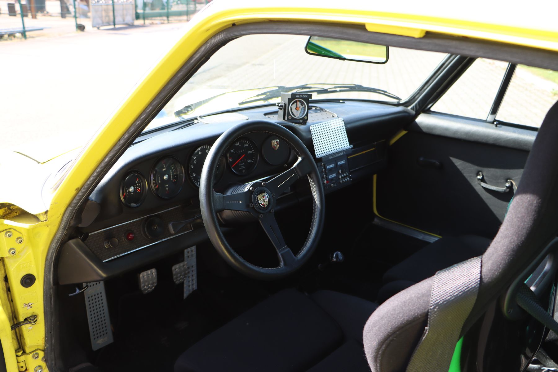 Detail g: Porsche 911 2.2 T, Fahrgestellnummer: 9111100140, EZ 01/1970, Laufleistung ca. 112.446 km abgelesen, 170 kW/231 PS, Schaltgetriebe, Farbkombination ...