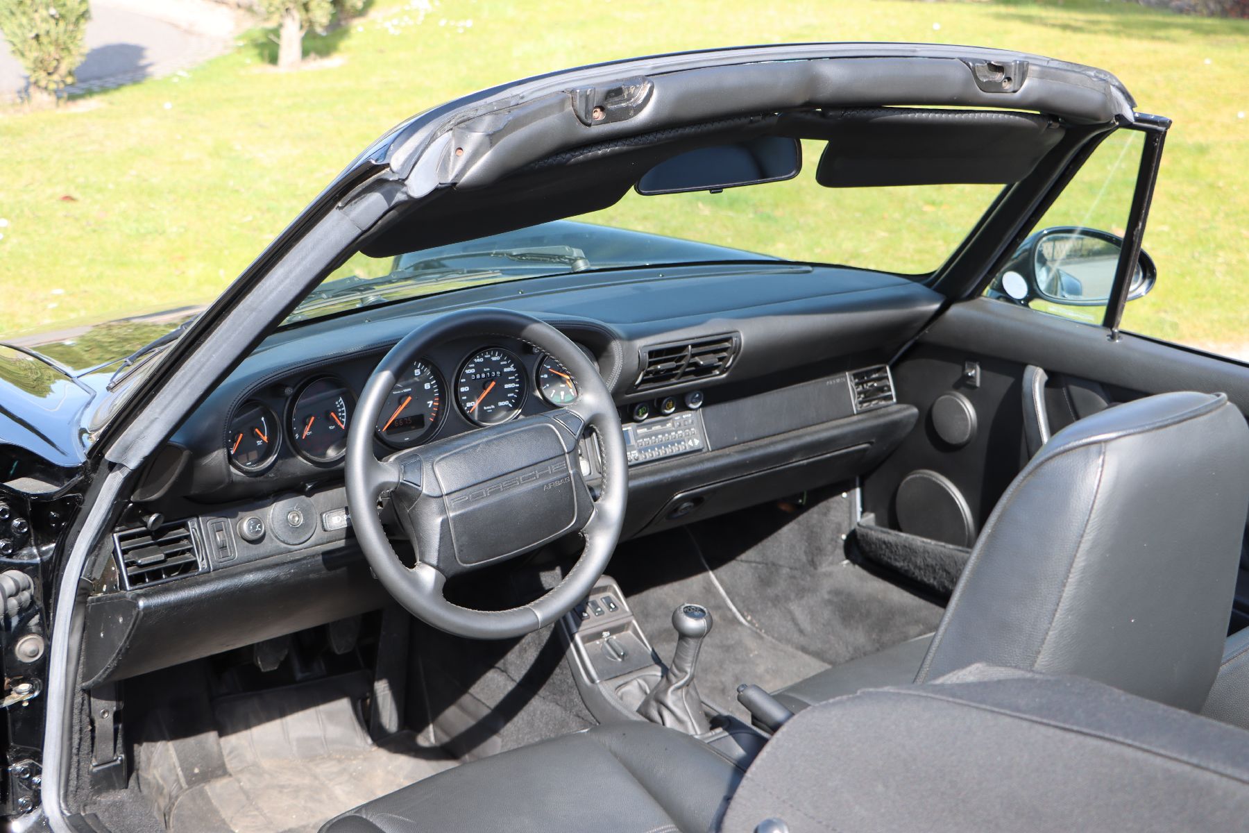 Detail g: Porsche 964 Carrera 2 WTL Cabriolet, Fahrgestellnummer: WP0ZZZ96ZNS452455, EZ 07/1992, Laufleistung ca. 88.136 km abgelesen,184 kW/250 PS, ...