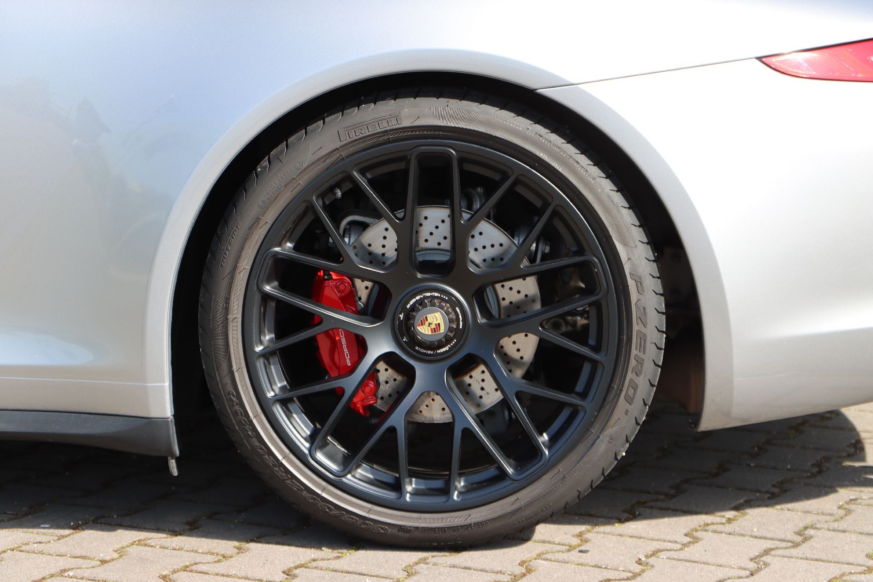 Detail f: Porsche 911 Carrera GTS Cabriolet, Fahrgestellnummer: WP0ZZZ99ZFS145505, EZ 04/2015, 1. Hand, Laufleistung ca. 21.000 km, HU bis 05/2022, 316 kW/430 ...