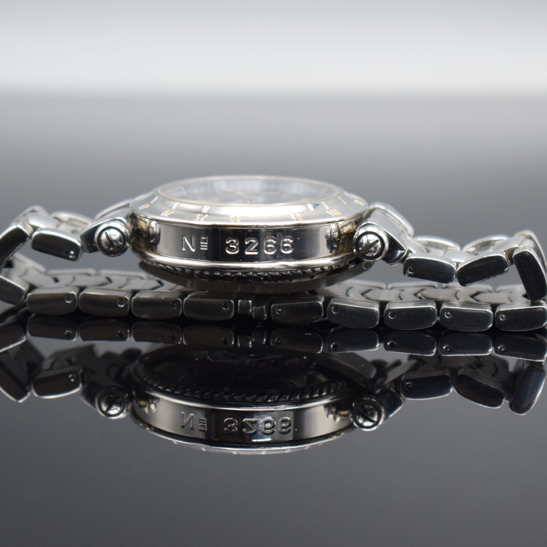 Detail f: PHILIPPE CHARRIOL Super Sports Armbandchronograph Referenz 060.98 , Schweiz um 1997, Automatik, Edelstahlgeh. inkl. Gliederband m. dopp. Faltschl., ...