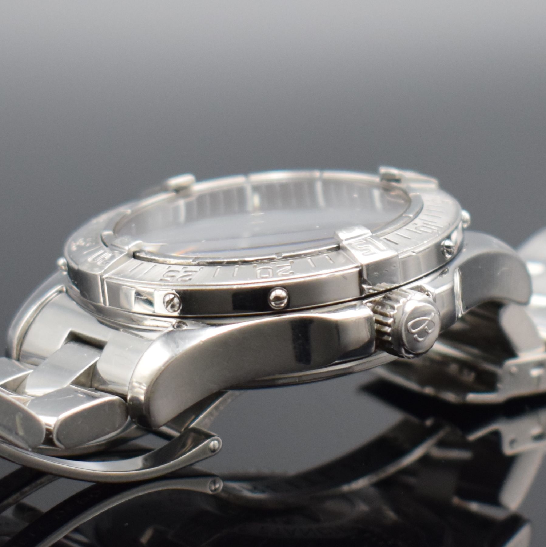 Detail c: BREITLING Armbanduhr Superocean Chronometer Referenz A17360, Automatik, Edelstahlgeh. inkl. Edelstahlband mit Sicherheitsfaltschl., Boden & Krone ...