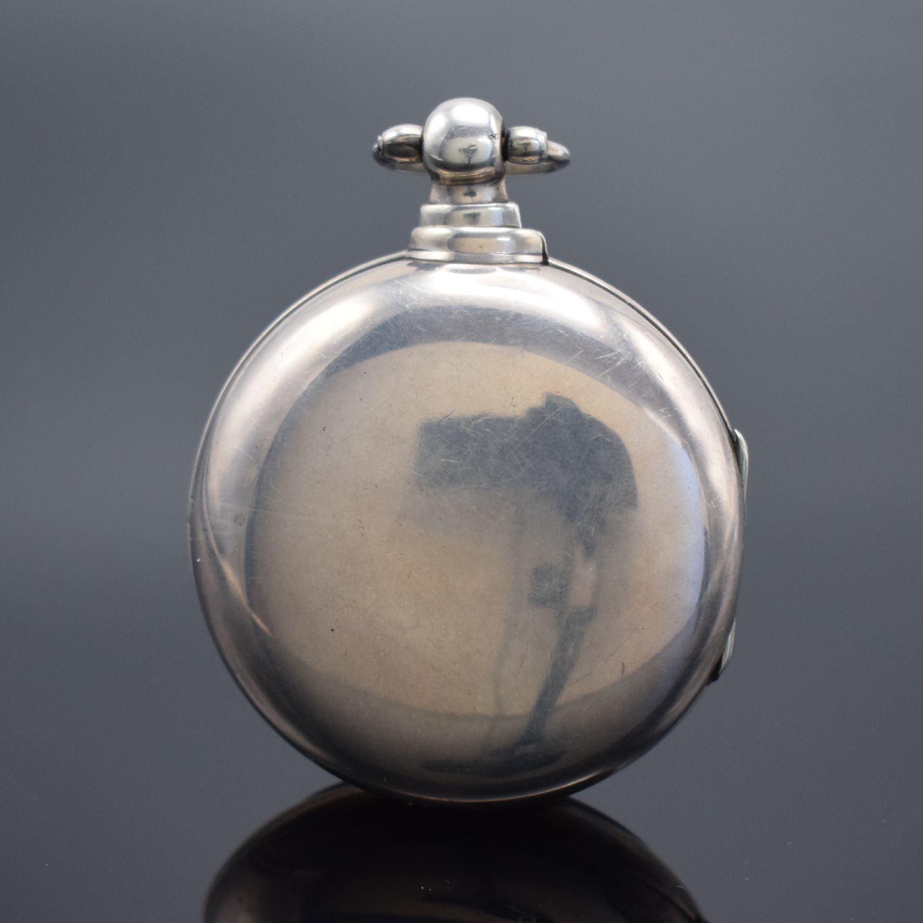 Detail a: John Brownbill offene Spindeltaschenuhr in Silber, England um 1830, glattes Geh. & Übergeh. l. dell., Emailzifferbl. m. röm. Zahlen, Windmühlen ...