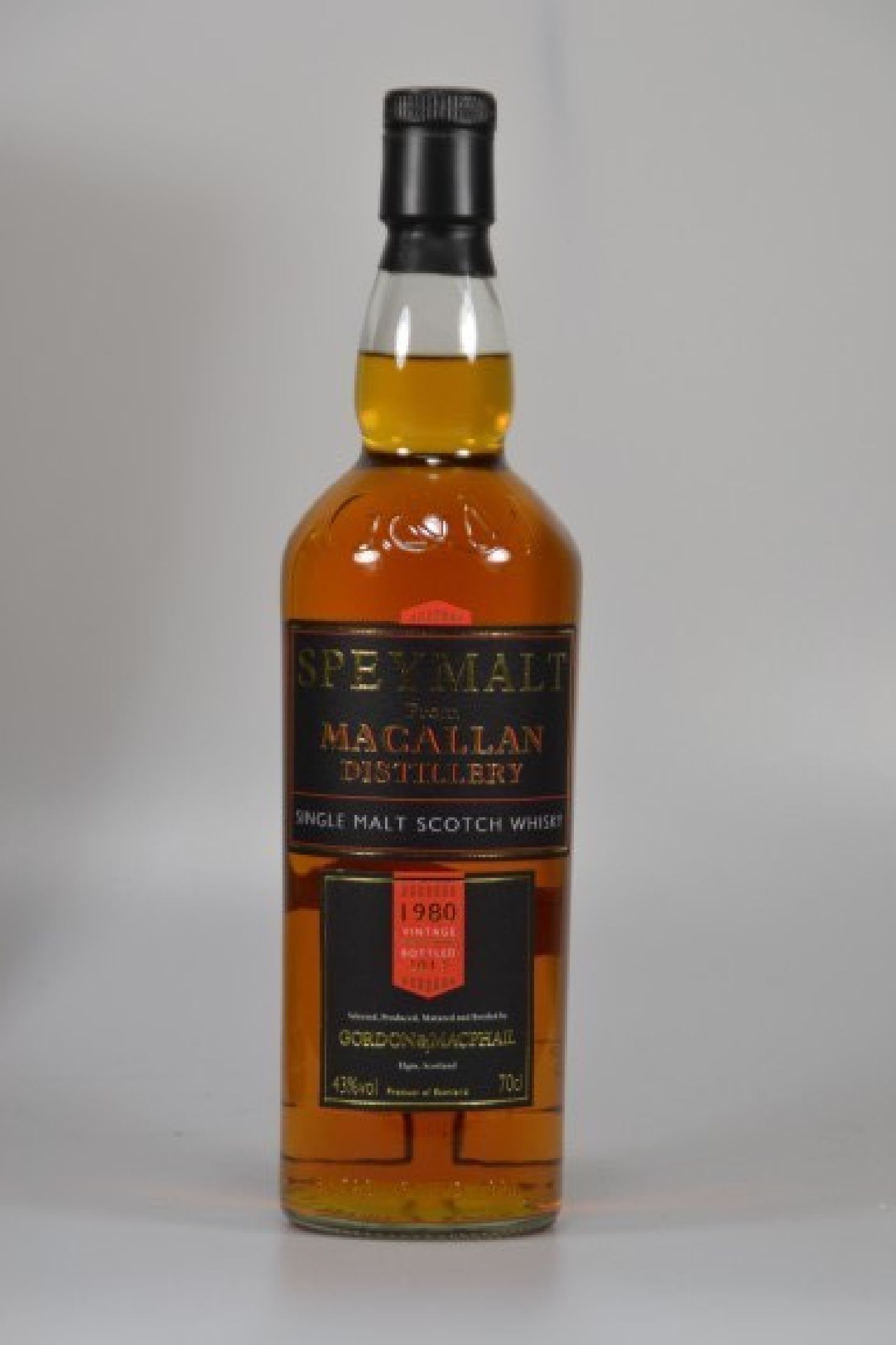 Detail a: 1 Flasche Gordon & Macphail Speymalt from Macallan Distillery, Single Malt Scotch Whisky, distilled 1980, bottled 2013, 43%Vol., 70cl,orig. verkorkt ...