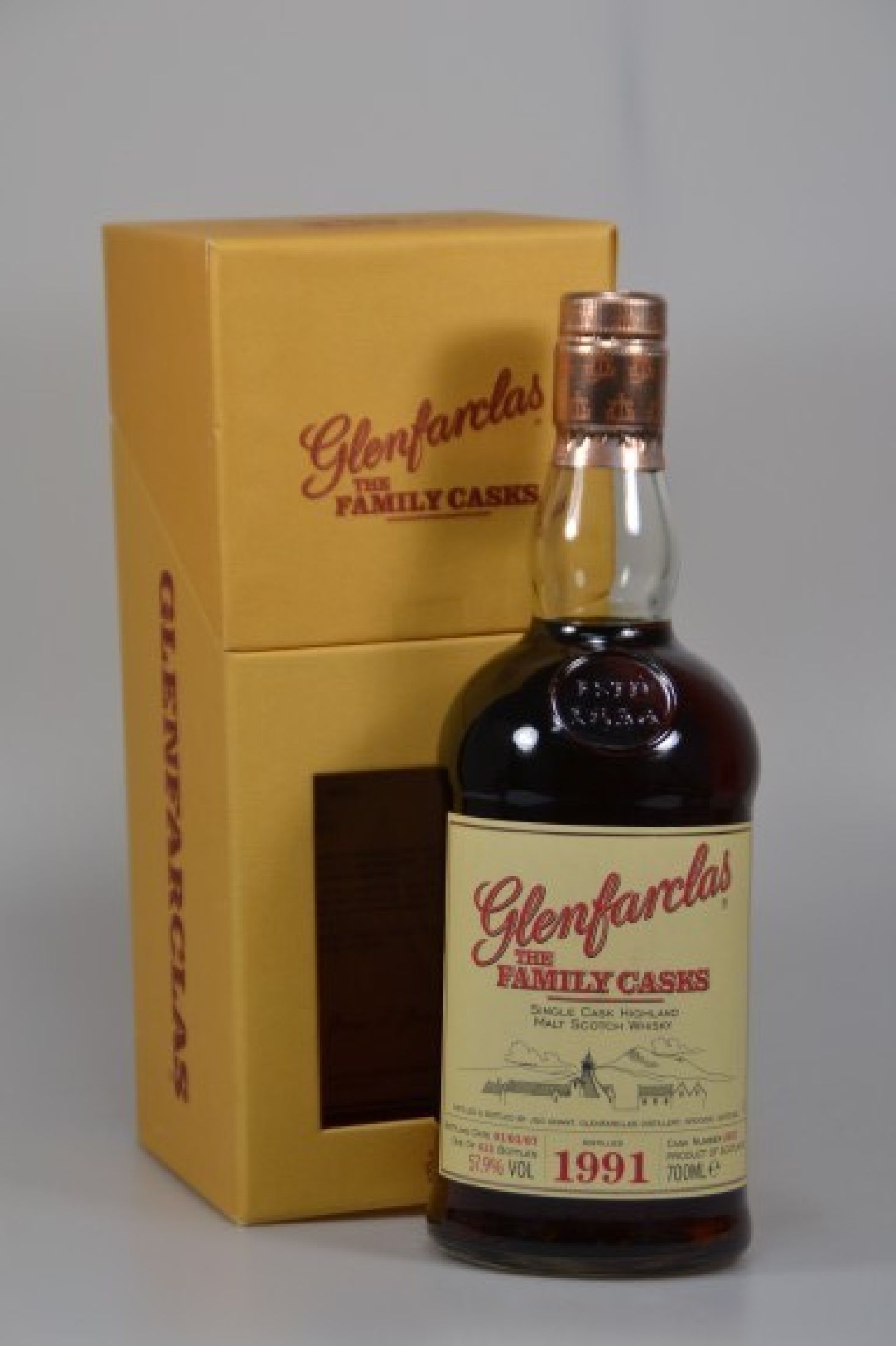 Detail a: 1 Flasche Glenfarclas Higland Single Malt Scotch Whisky, the Family Casks, cask Nr. 5623, distilled 1991, bottled 2007, 57.9% Vol., 700ml, one of 613 ...