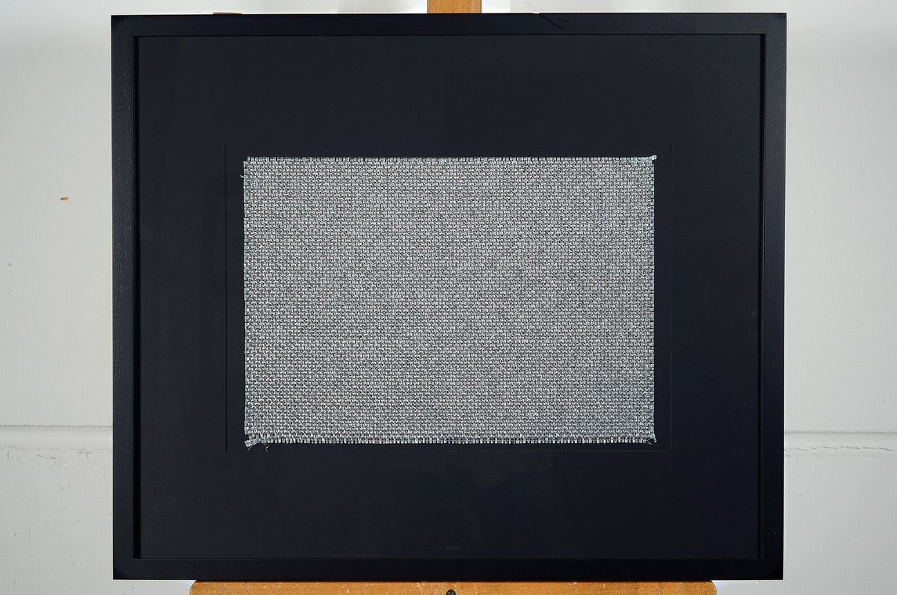 Detail m: Christo, 1935 - 2000, verhüllter Reichstag Lot aus Offsetdruck/Kunstdruck auf Karton, handsigniert, Blattgröße 70 x 100 cm und riesigem original ...