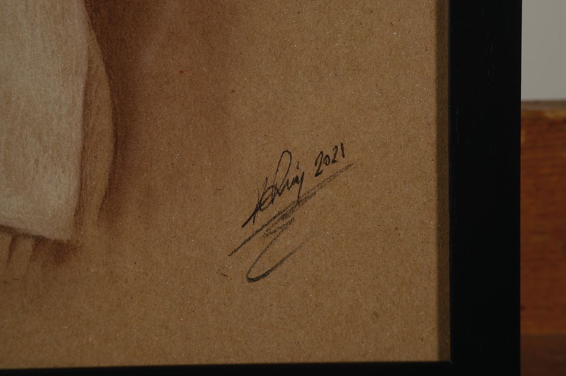 Detail a: Denis Prenzel, geb. 1971, Pastell-Zeichnung auf dickem Papier, handsigniert, Frauenakt, handsigniert, dat. 2021, Blattgr. 30 x 40 cm, unter Glas, ...