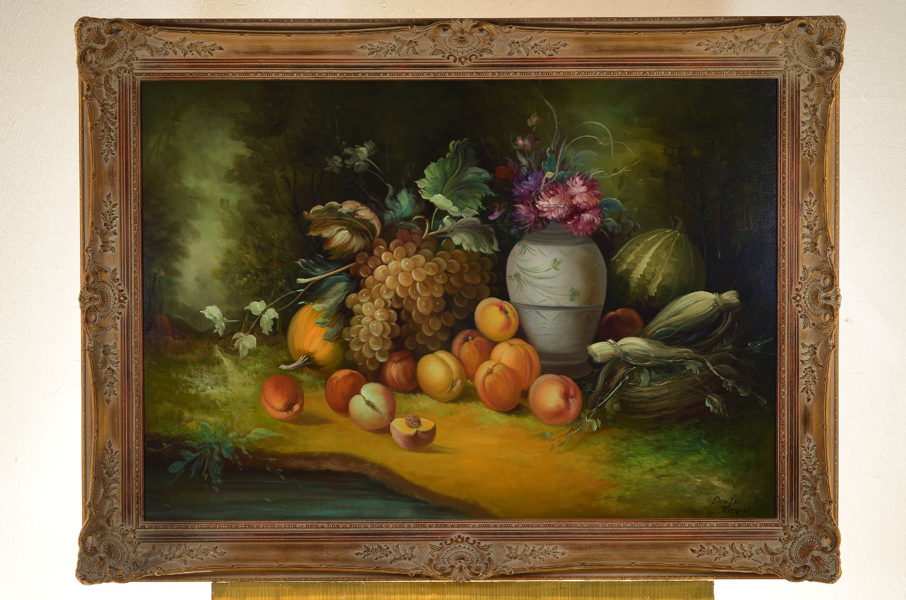 Bodo Kayrel, 1913 Wien - ?, Studium an der Akademie Wien, großes Früchtestillleben mit Trauben, Pfirsischen, Kürbis u. Melone, angerichtet vor ...