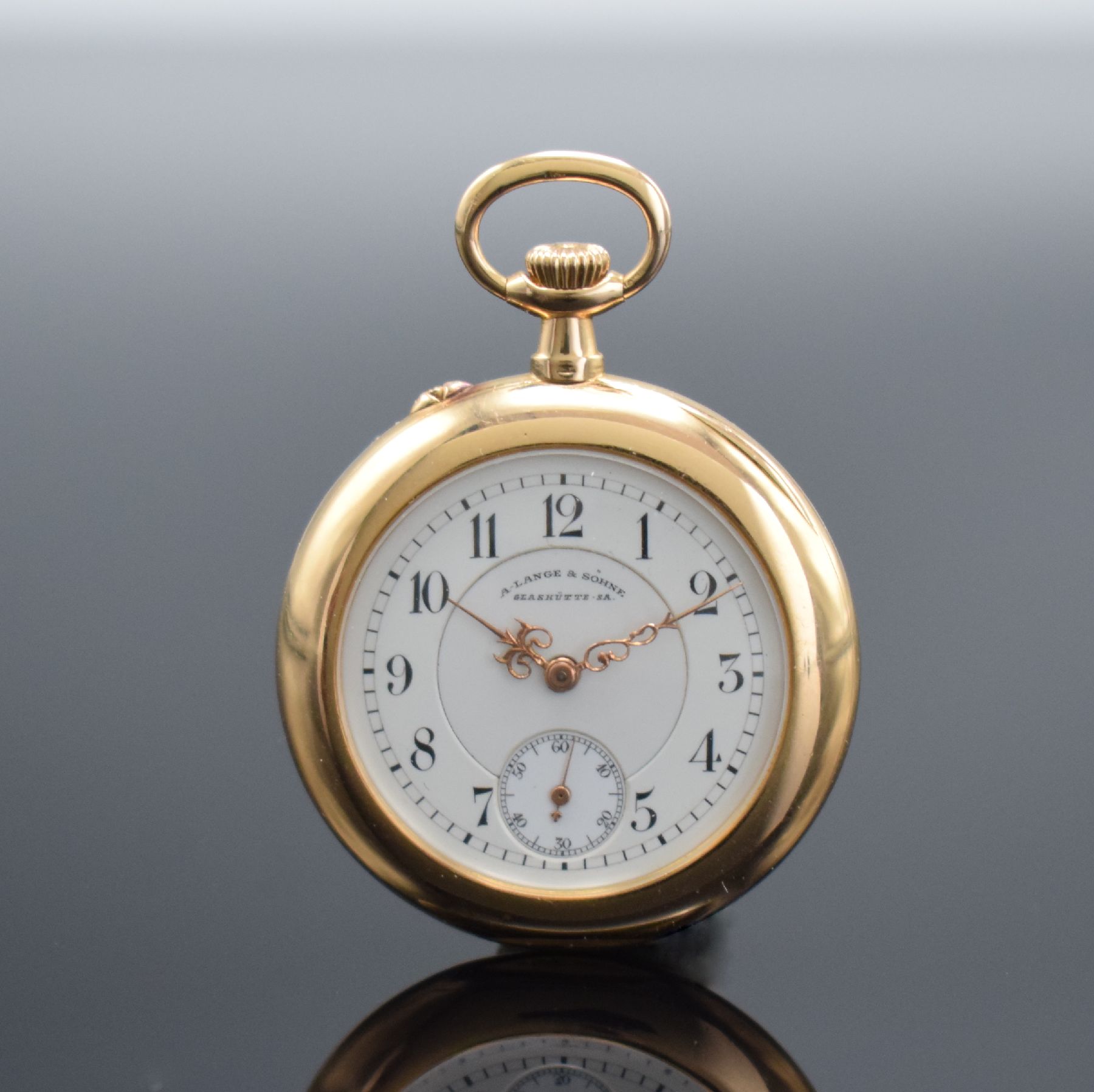 A. LANGE & SÖHNE Glashütte b. Dresden feine offene Damentaschenuhr in RoseG 750/000, Deutschland um 1910, 2-Deckel-Goldgehäuse, Emailzifferbl. m. ...