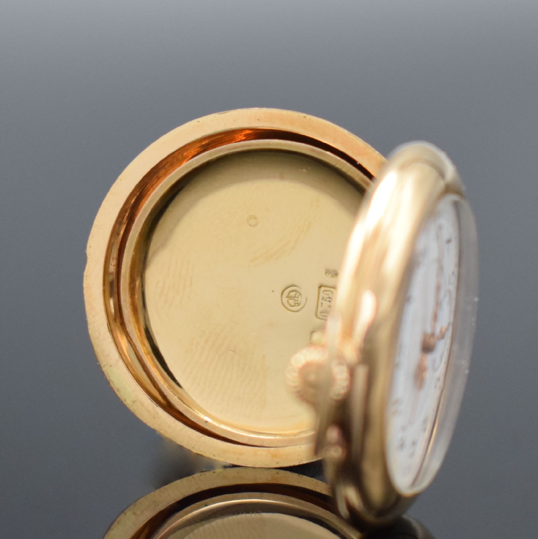 Detail e: A. LANGE & SÖHNE Glashütte b. Dresden feine offene Damentaschenuhr in RoseG 750/000, Deutschland um 1910, 2-Deckel-Goldgehäuse, Emailzifferbl. m. ...