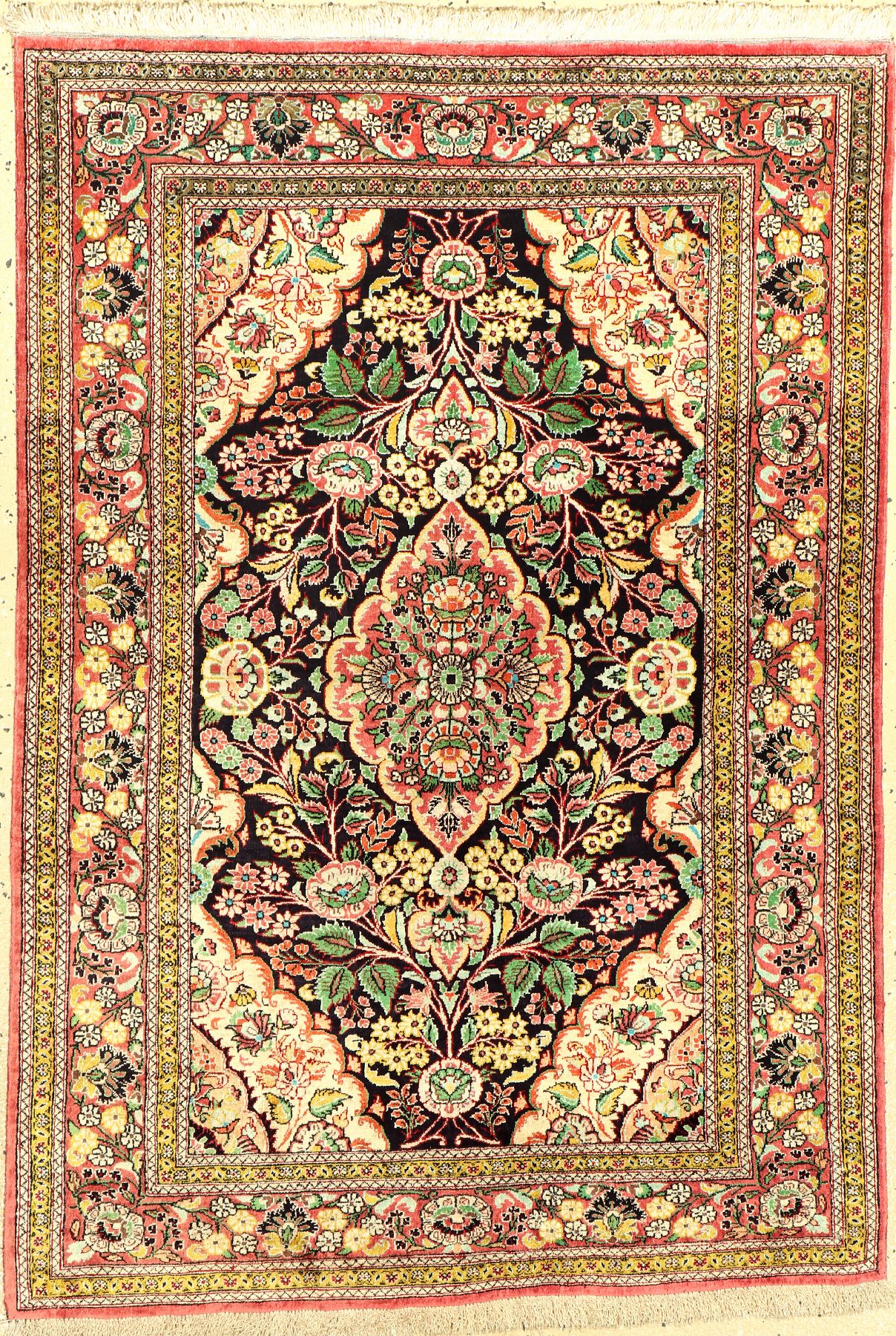 Ghom Seide, Persien, ca. 60 Jahre, reine Naturseide, ca. 115 x 80 cm, EHZ: 2