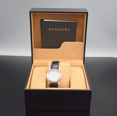 26404002g - BULGARI Anfiteatro ladies wristwatch in platinum, Switzerland, quartz, reference AT 35 PL, snap on case back, original leather strap with steel-deployant clasp, white dial with silvered hour-indices, silvered hands, inner bezel ring with Bulgari-engraving, diameter approx. 35 mm, original Bulgari box & blank papers, condition 2
