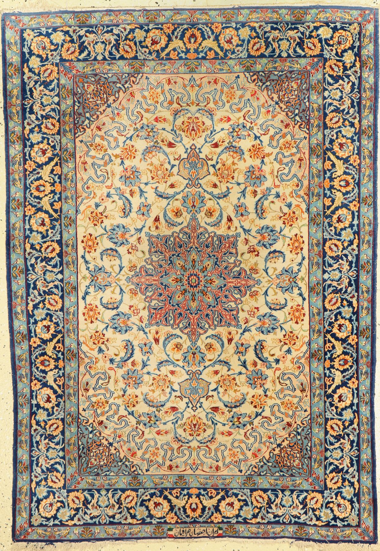 Esfahan fein sign., Persien, ca. 50 Jahre, Korkwolle auf Seide, ca. 153 x 107 cm, EHZ: 3,