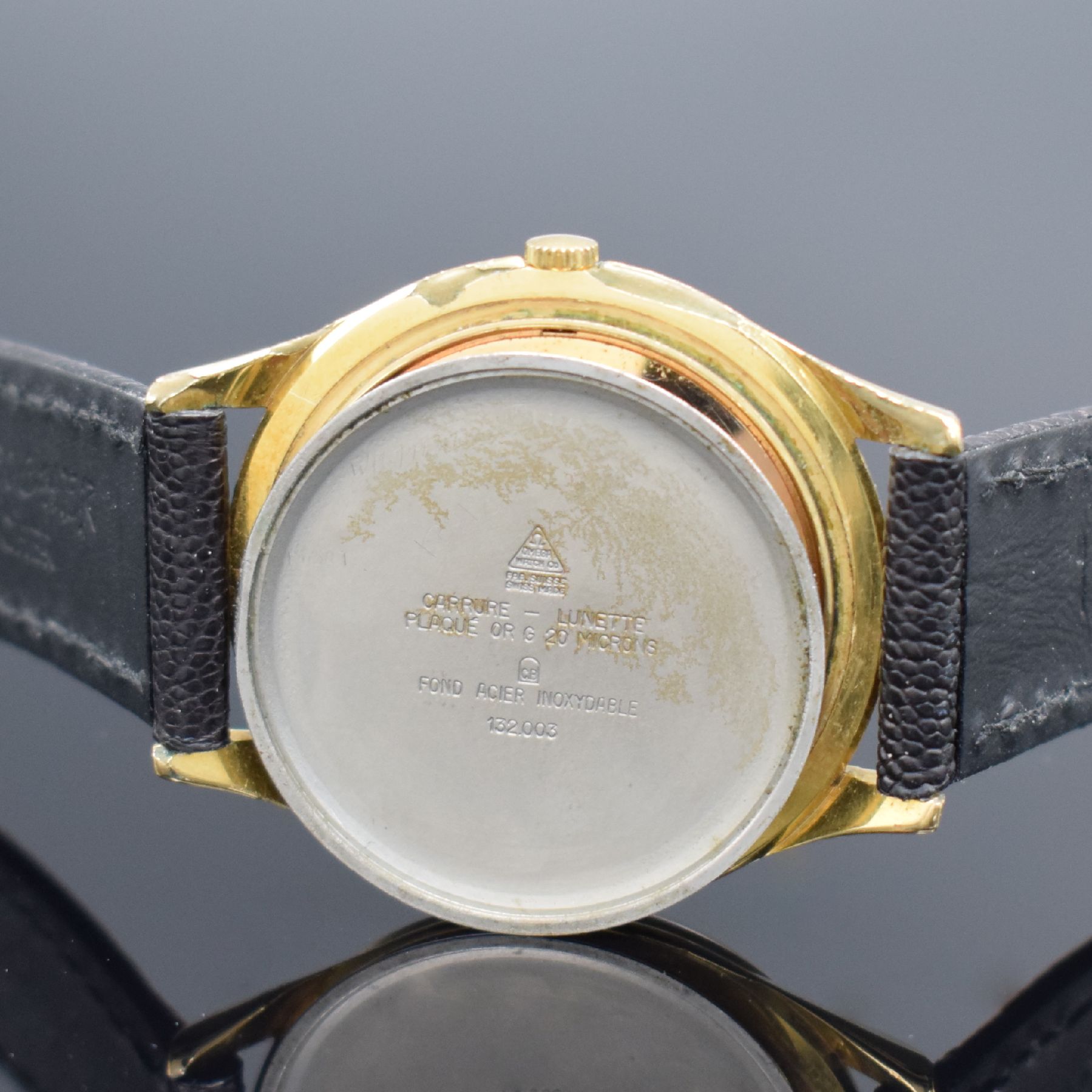 Detail g: OMEGA Herrenarmbanduhr Ref. 132.003, Schweiz um 1965, Handaufzug, verg. Geh., Stahlboden aufgedr., silb. Zifferbl. m. aufges. Std.-Ind.rest., gold. ...