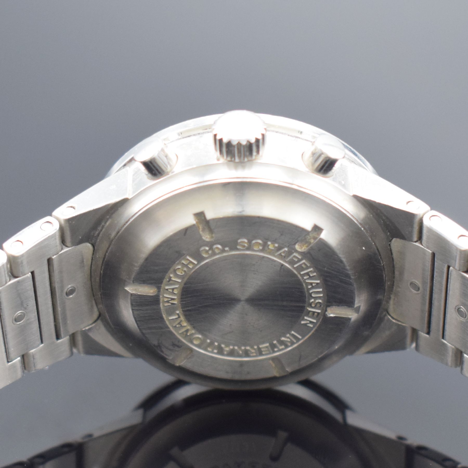 Detail d: IWC GST Armbandchronograph Referenz 3707, Schweiz um 1999, Automatik, verschr. Edelstahlgeh. inkl. orig. Gliederband m. Faltschl., silb. Zifferbl. m. ...