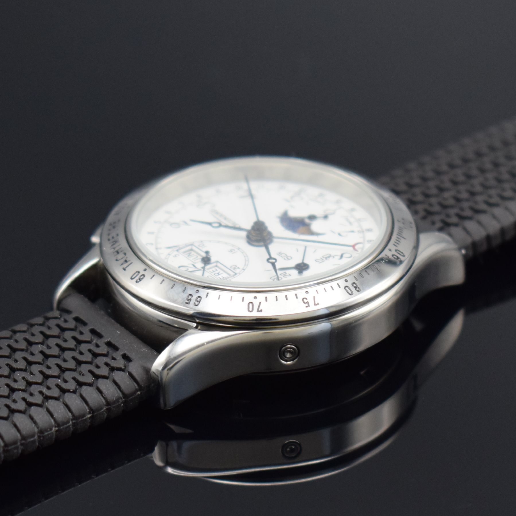 Detail b: GUINAND nahezu neuwertiger Armbandchronograph, Schweiz um 2005, Automatik, pol. Edelstahlgeh., neutr. Kautschukband, Boden & Krone verschr., Lün. m. ...