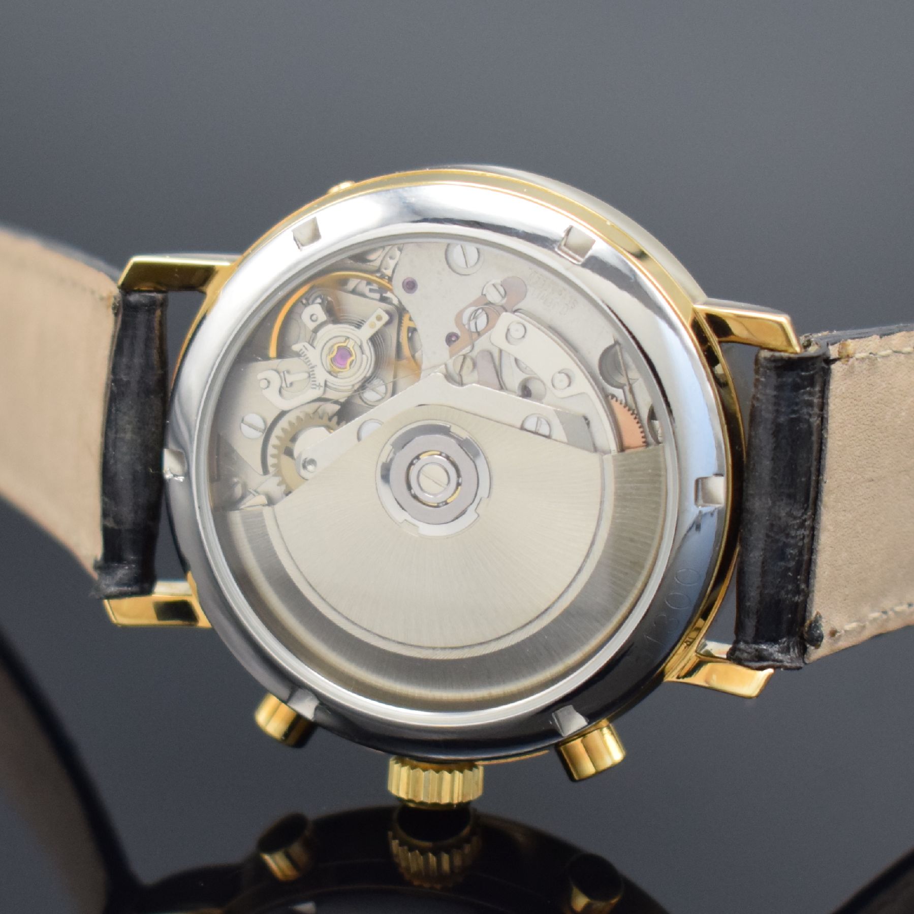 Detail d: GUINAND nahezu neuwertige Herrenarmbanduhr mit Chronograph & Kalender, Schweiz um 2000, Automatik, verg. Geh. beids. vergl., Stahlboden geschr., ...
