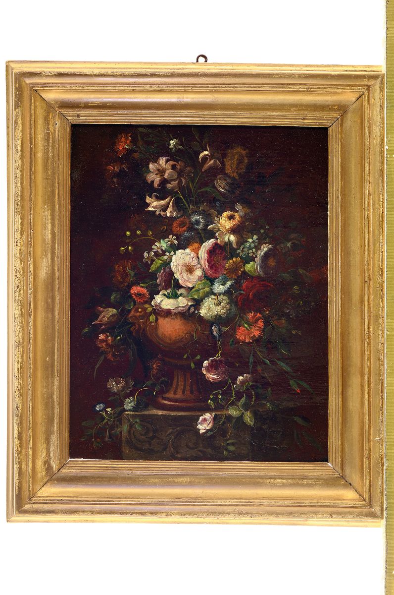Detail k: Unbekannter Künstler, um 1800/10, reiches Blumenstillleben, Zier- und Wildblumen in Kratervase auf antikisierendem Sockel, Öl/Weichholz, rechts ...