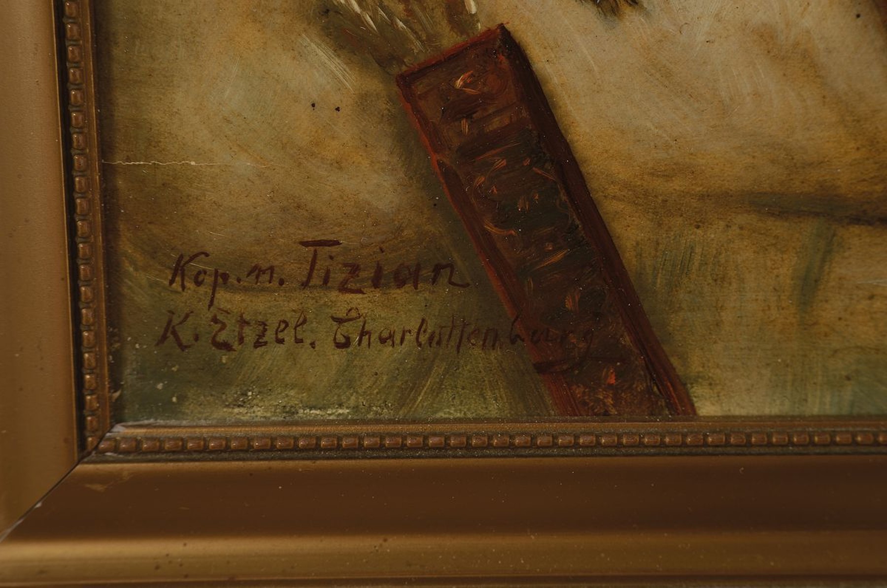 Detail a: K. Etzel, deutscher Kopist um 1900, Kopie nach Tizians "Venus mit Cupido" (1550, Uffizien, Florenz), Öl/Holzplatte, links unten signiert ...