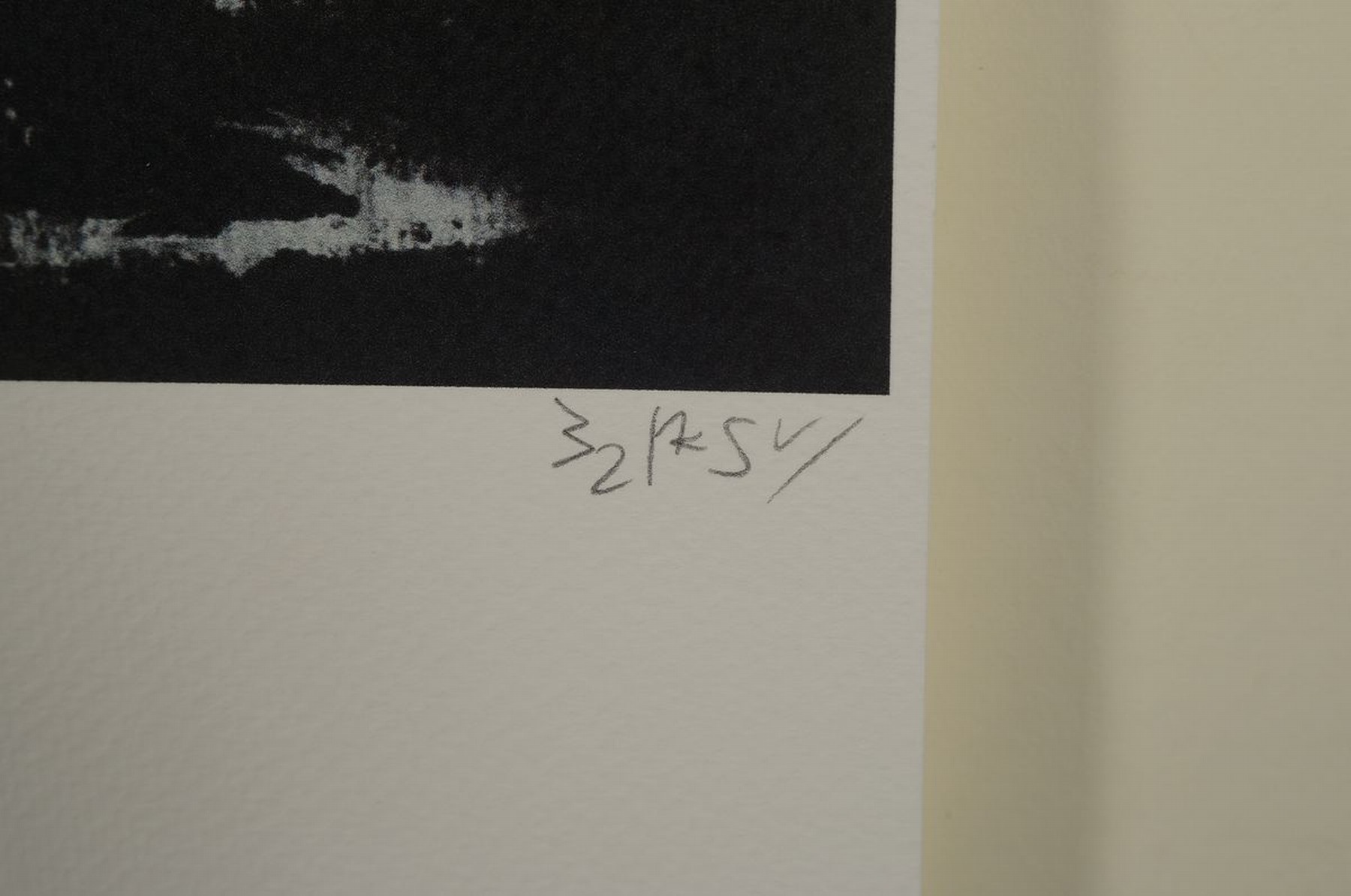 Detail a: Nach Banksy, Lithografie, "Flag", sign., num. 36/60, Trockenstempel, ca. 50x35 cm