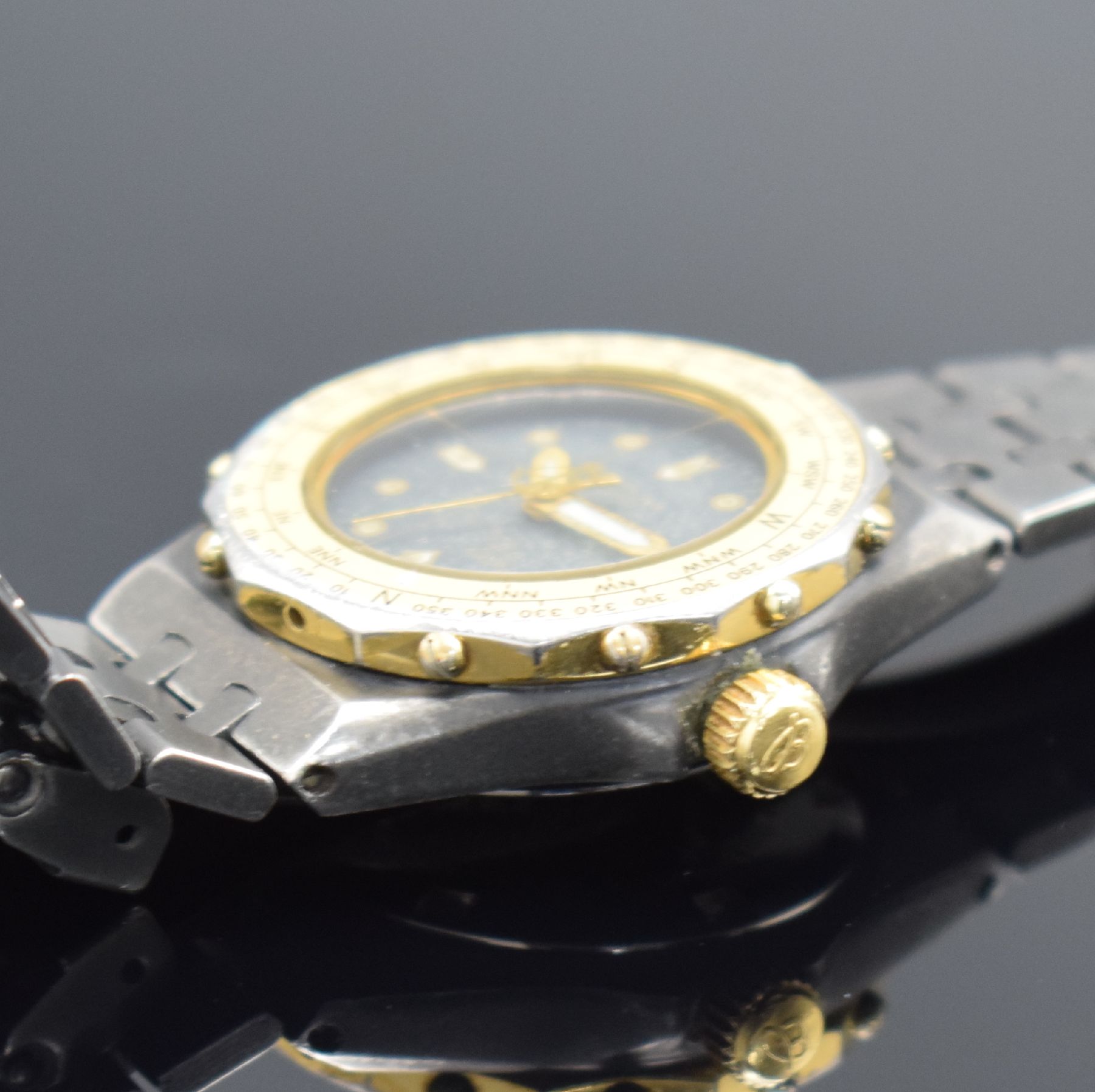 Detail d: BREITLING Tabarly Damenarmbanduhr in Stahl, Schweiz um 1985, quarz, Boden geschr., geschw. Band m. Faltschl., Tubus- & Gewinde der Krone def., verg. ...