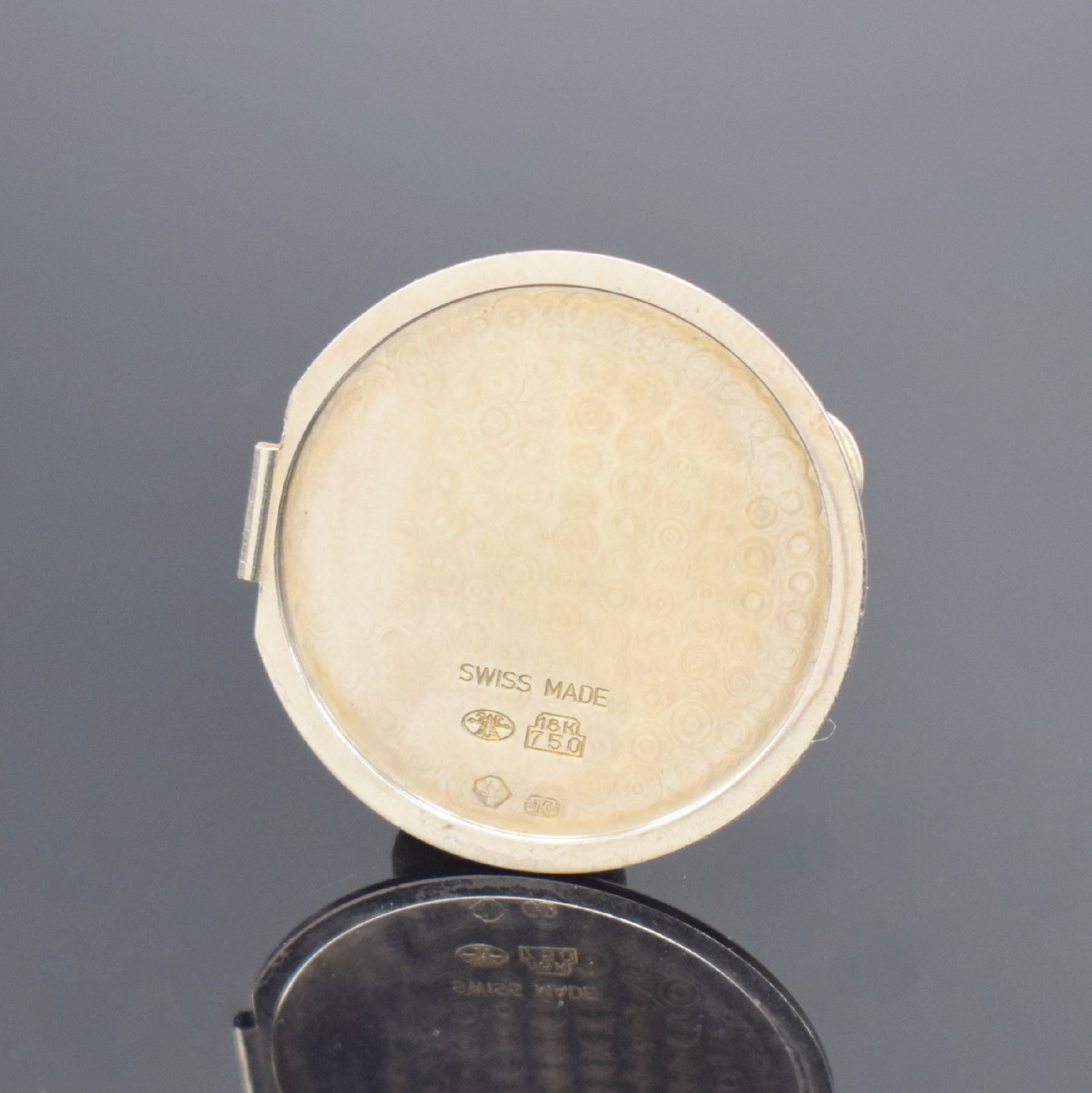 Detail j: Jaeger-LeCoultre Herrenarmbanduhr Geographic aus der Serie Master Control in WG 750/000, Schweiz um 2000, Automatik, Ref. Ref. 142.3.92, massives ...