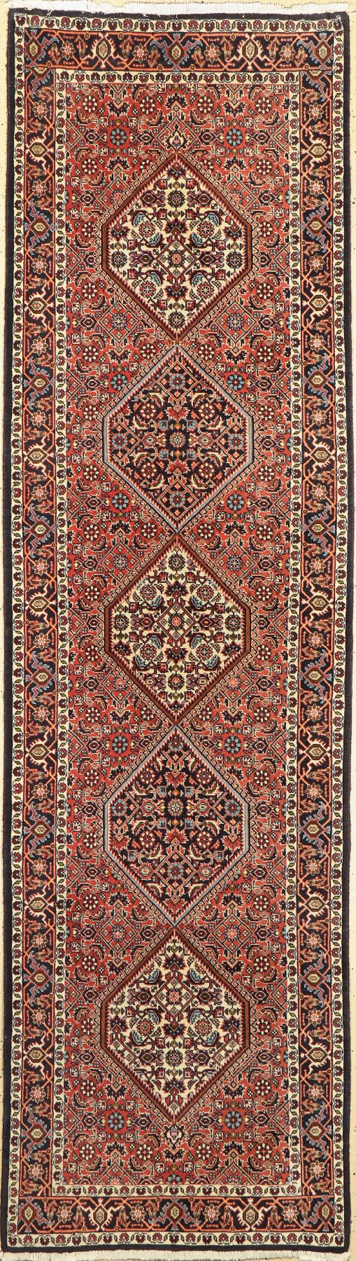 Bidjar, Persien, ca. 40 Jahre, Wolle auf Baumwolle, ca. 295 x 84 cm, EHZ: 2
