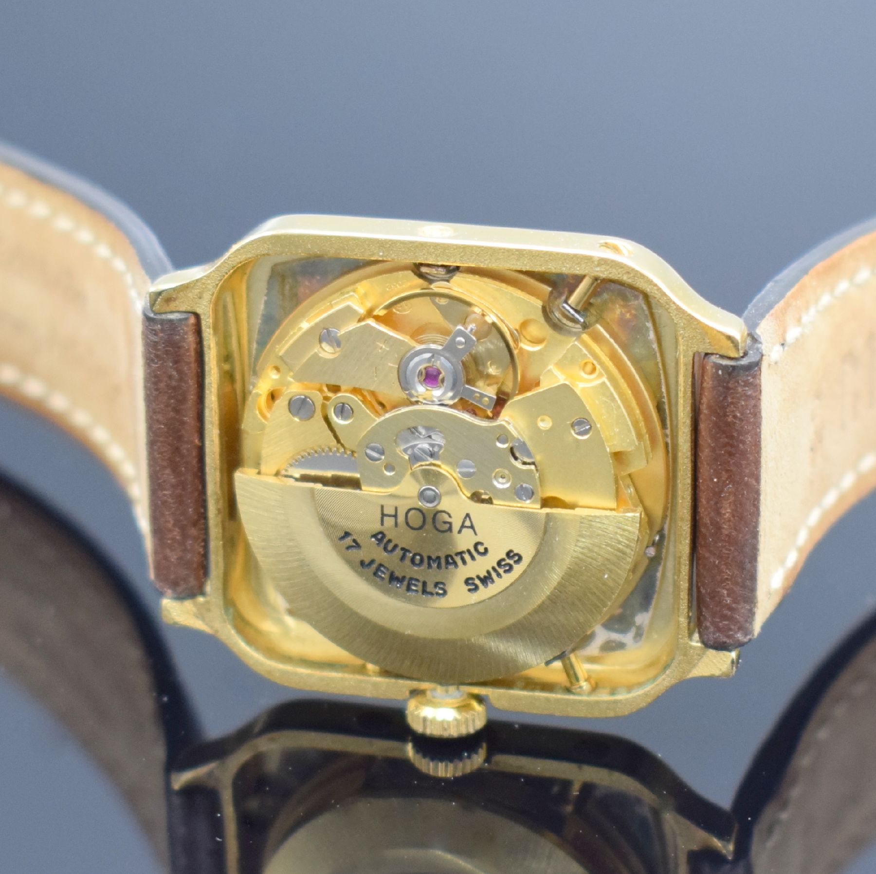 Detail f: JAQUET-BAUME Herrenarmbanduhr mit Vollkalender, Schweiz um 1970, Automatik, Boden aufgedr., Korrekturdr. seitl. im Geh. eingel., silb. Zifferbl. m. ...
