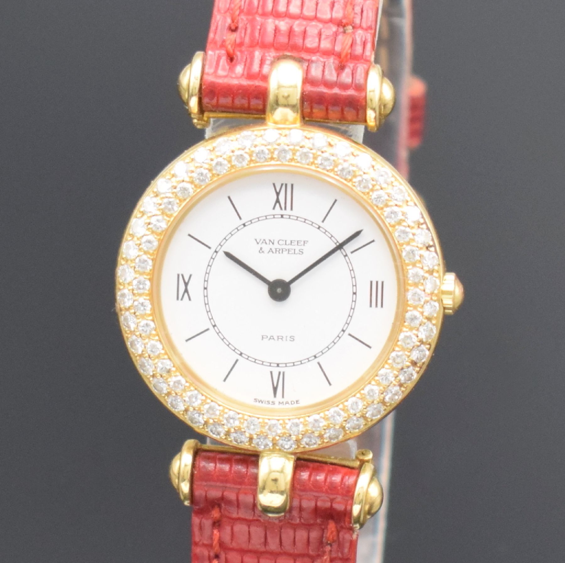Detail a: VAN CLEEF & ARPELS feine Damenarmbanduhr in GG 750/000 Referenz 18643 B2, Schweiz/Frankreich um 1990, quarz, 2 teil. Geh., Boden aufgedr., Lünette ...