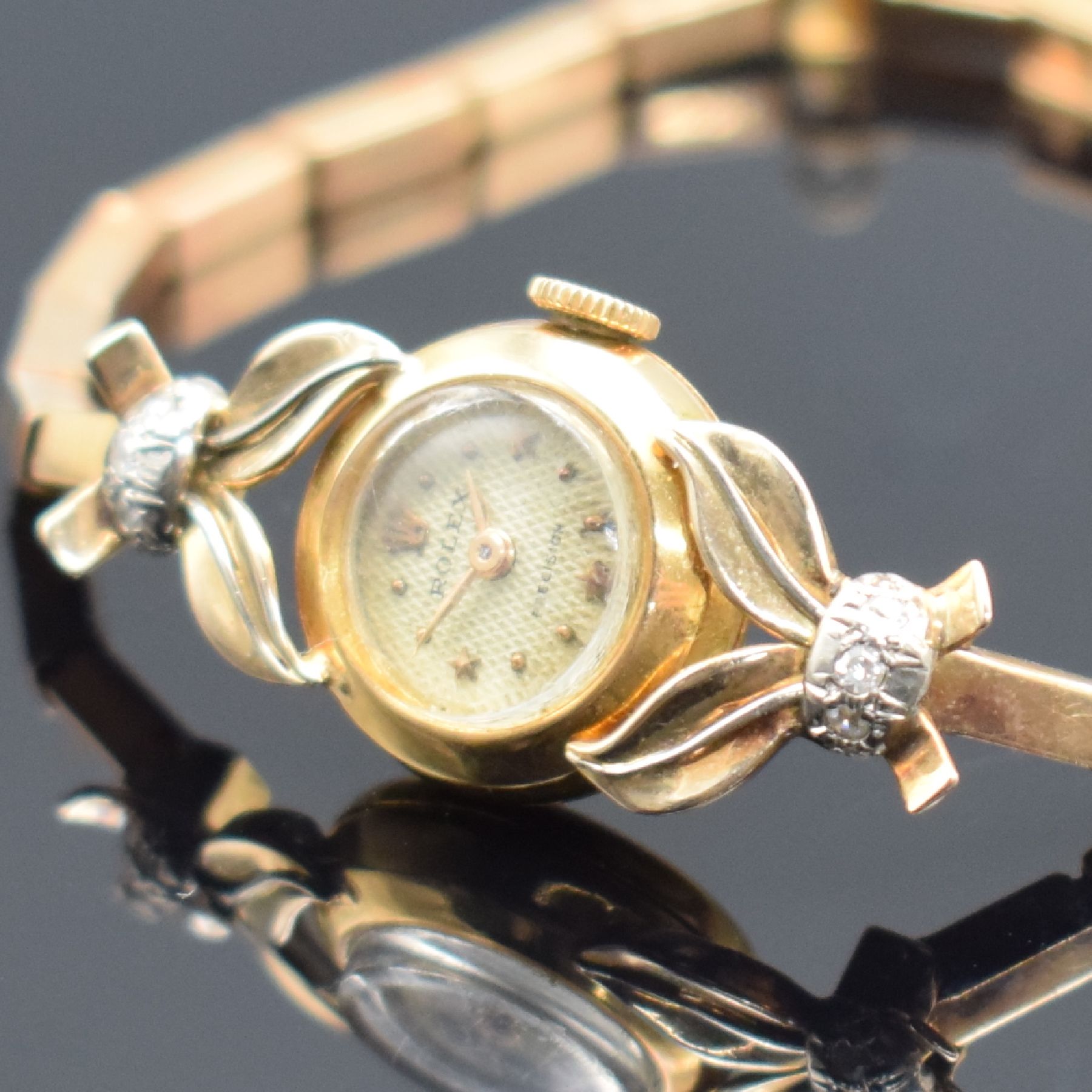 Detail b: ROLEX Precision Damenarmbanduhr in RG 750/000, Schweiz um 1953, Handaufzug, Ref. 8460, 2- teil. Geh., Boden aufgedr., neutr. Gliederband in RG ...