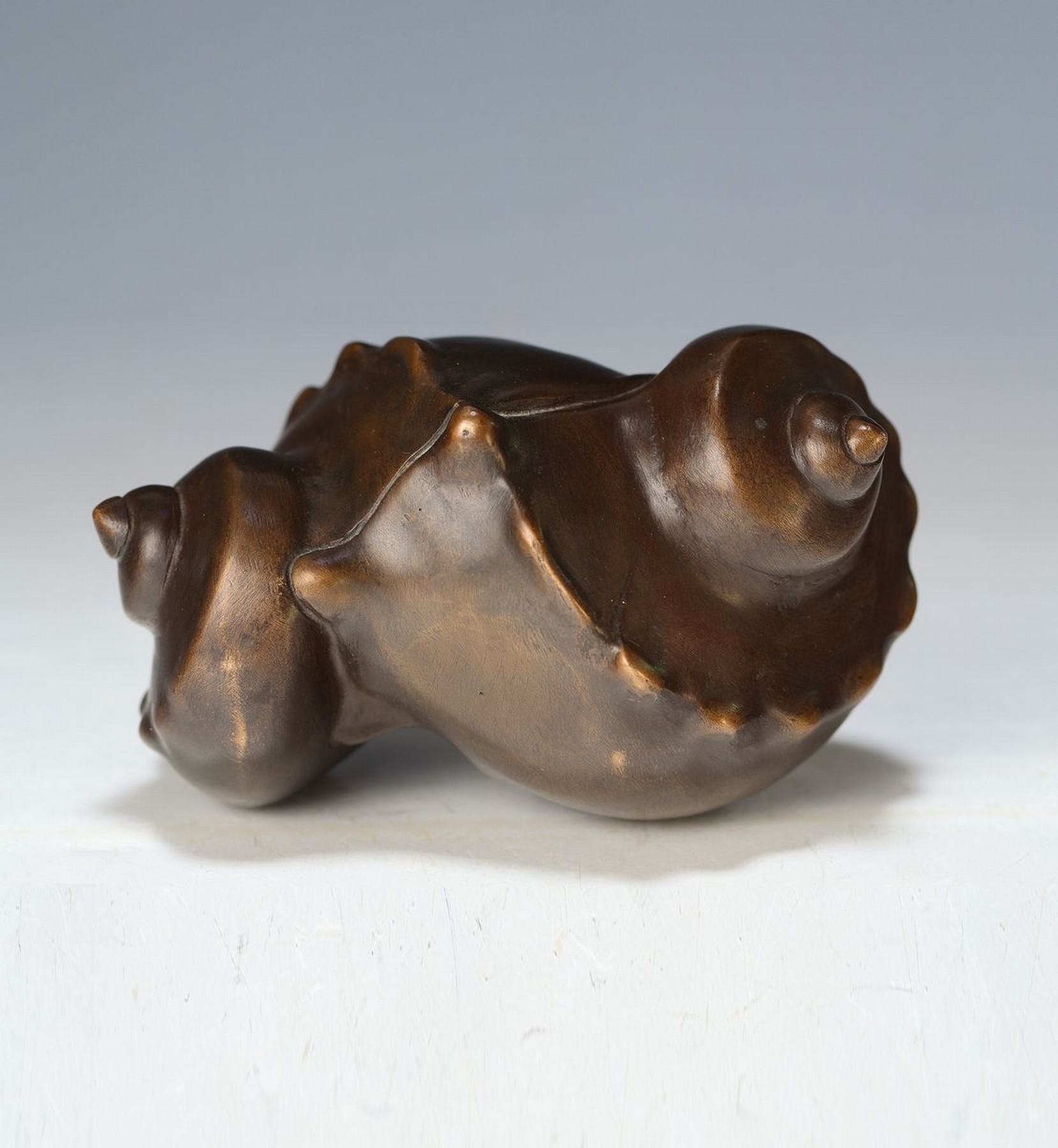 Gernot Rumpf, geb. 1941 Kaiserslautern, Bronzeskulptur,Gießerstempel, num. 14/25, ca. 15x8 cm