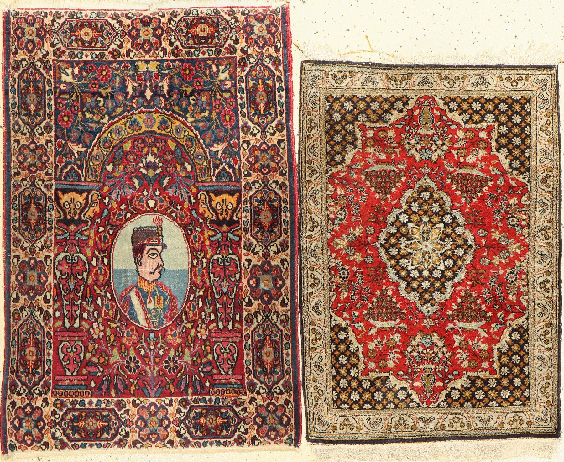 2 Poschtis, Persien Kerman, um 1930, Wolle auf Baumwolle, ca. 94 x 63 cm, EHZ: 2-3 Ghom Seide, ca. 60 Jahre, reine Naturseide, ca. 80 x 55 cm, EHZ: ...
