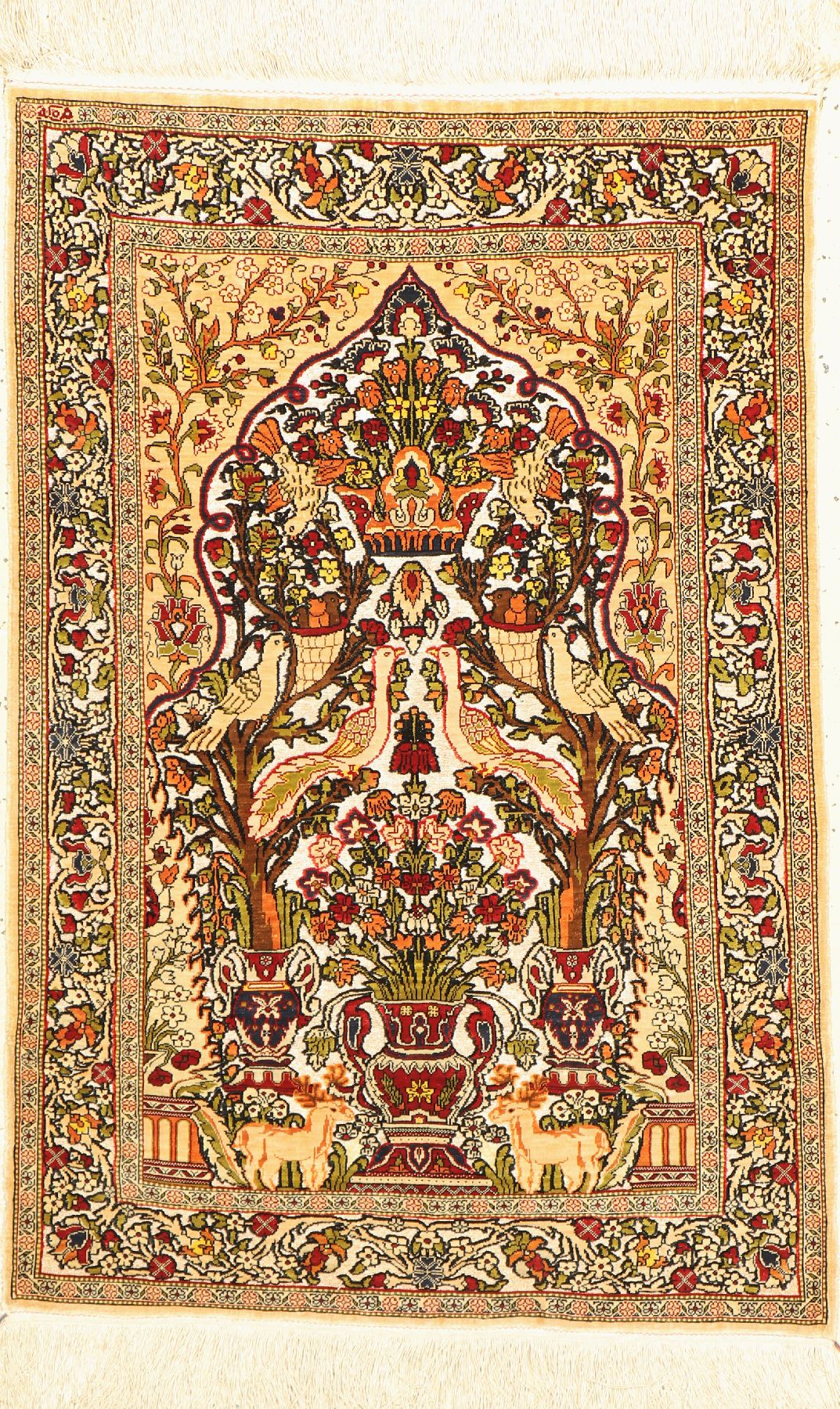 Hereke Seide fein, signiert, Türkei, ca. 50Jahre, reine Naturseide(Metallbroschiert), ca. 93 x 63 cm, ca. 1 Mio Kn/qm, EHZ: 2