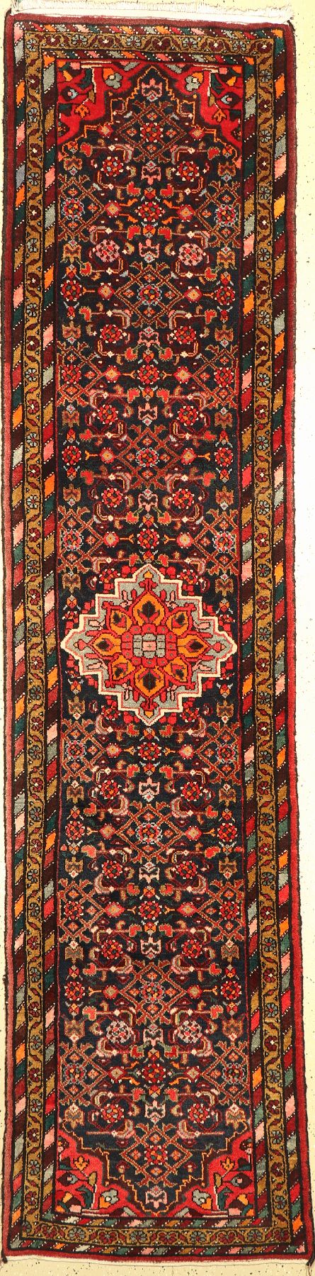 Hosseinabad, Persien, ca. 50 Jahre, Wolle auf Baumwolle, ca. 318 x 79 cm, EHZ: 2