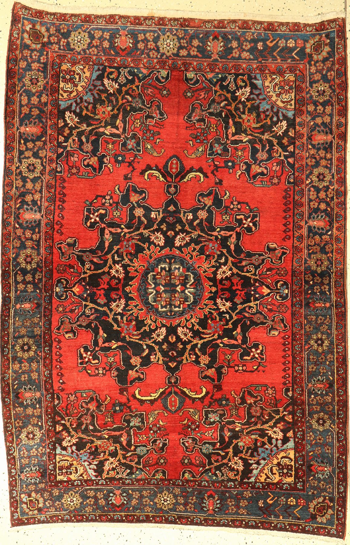 Tafresch alt, Persien, um 1950, Wolle auf Baumwolle, ca. 198 x 133 cm, Restauriert, EHZ:2-3