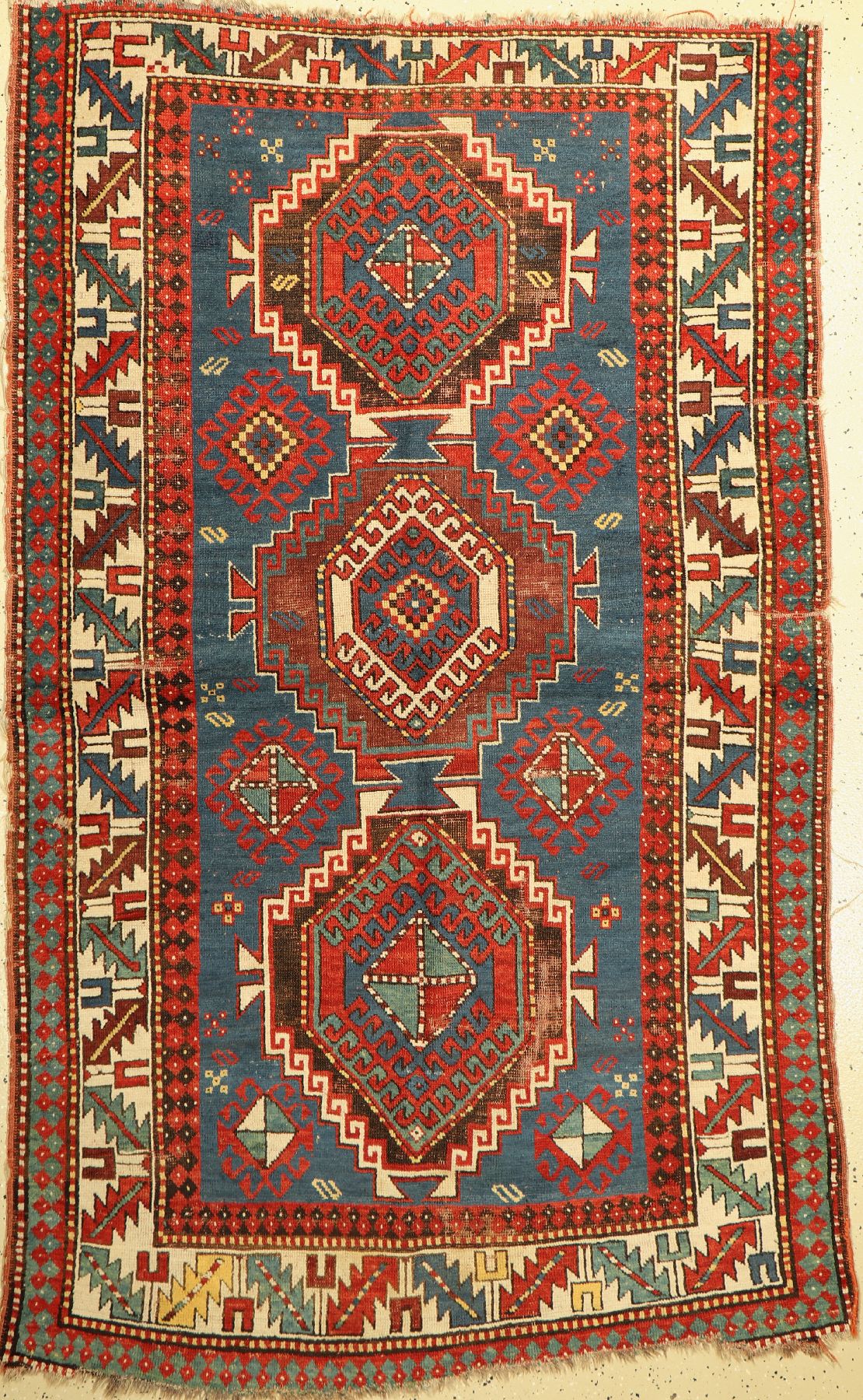 Antiker Kazak, Kaukasus, um 1900, Wolle aufWolle, ca. 215 x 130 cm, EHZ: 5