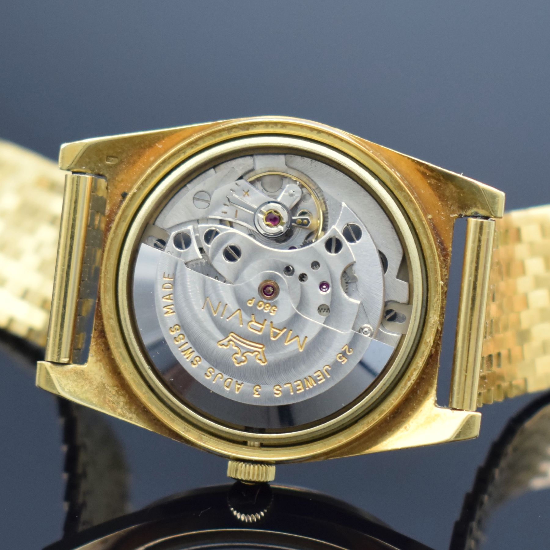 Detail f: MARVIN Chronometer Flying Dutchman seltene Herrenarmbanduhr, Schweiz um 1955, Automatik, Geh. in GG 750/000 inkl. Goldband in GG 750/000, Boden ...