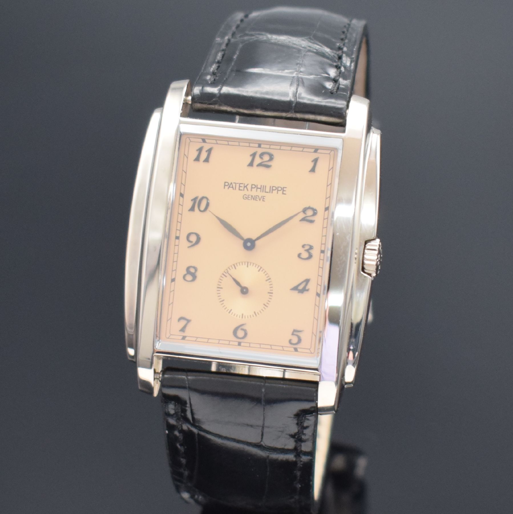 Detail a: PATEK PHILIPPE feine Herrenarmbanduhr Serie Gondolo in WG 750/000 Referenz 5124G-001, Handaufzug, 2-teil. gestuftes Geh. beids. vergl., Boden 4-fach ...