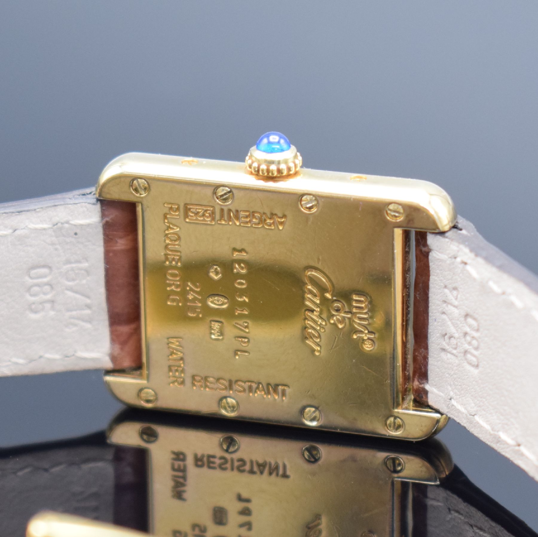 Detail d: CARTIER Damenarmbanduhr Serie Tank Referenz 2415, verg. Sterlingsilbergeh., Boden 8-fach verschr., Lederband m. verg. orig. Dornschl., quarz, ...