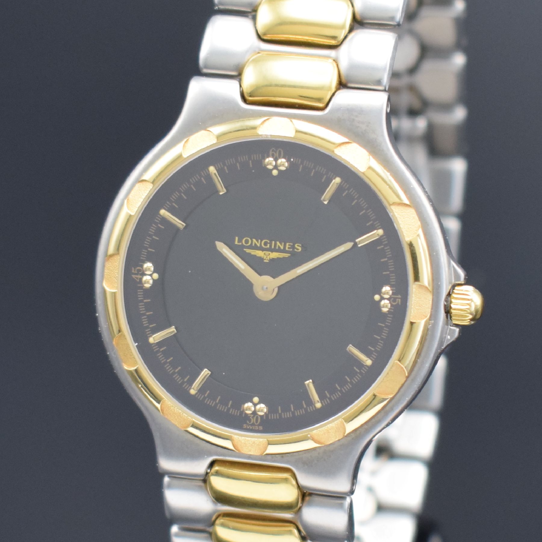 Detail a: LONGINES nahezu neuwertige Herrenarmbanduhr Serie Conquest mit Multifunktionsanzeige Referenz L16223156, matt., z. T. verg. Edelstahlgeh. inkl. ...