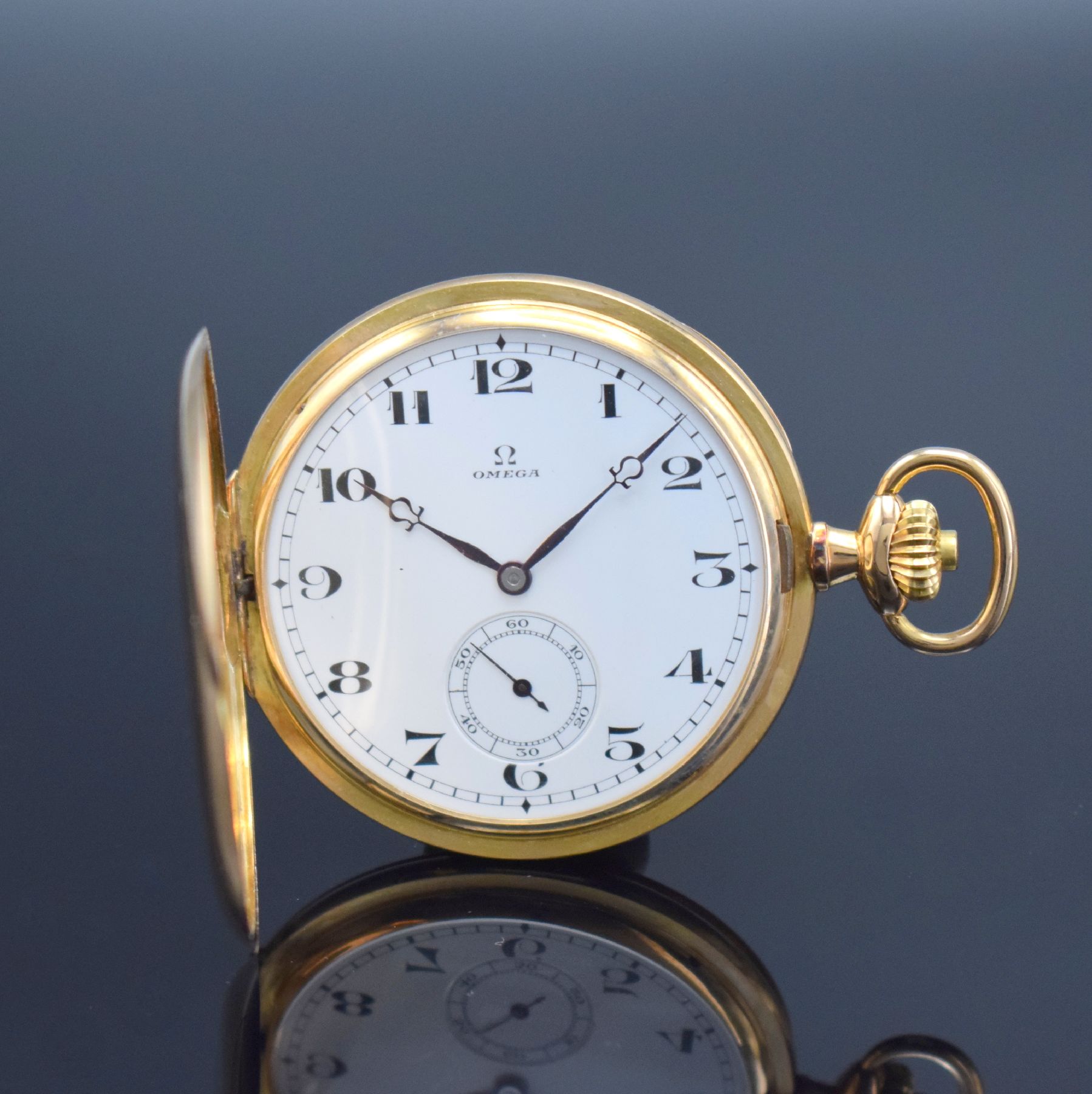OMEGA Savonette Herrentaschenuhr in GG 585/000, Schweiz um 1920, Goldcuvette, auf Deckel Schmuckmonogramm AM, verg. Ankerw., Komp.-Unr., gebl. ...