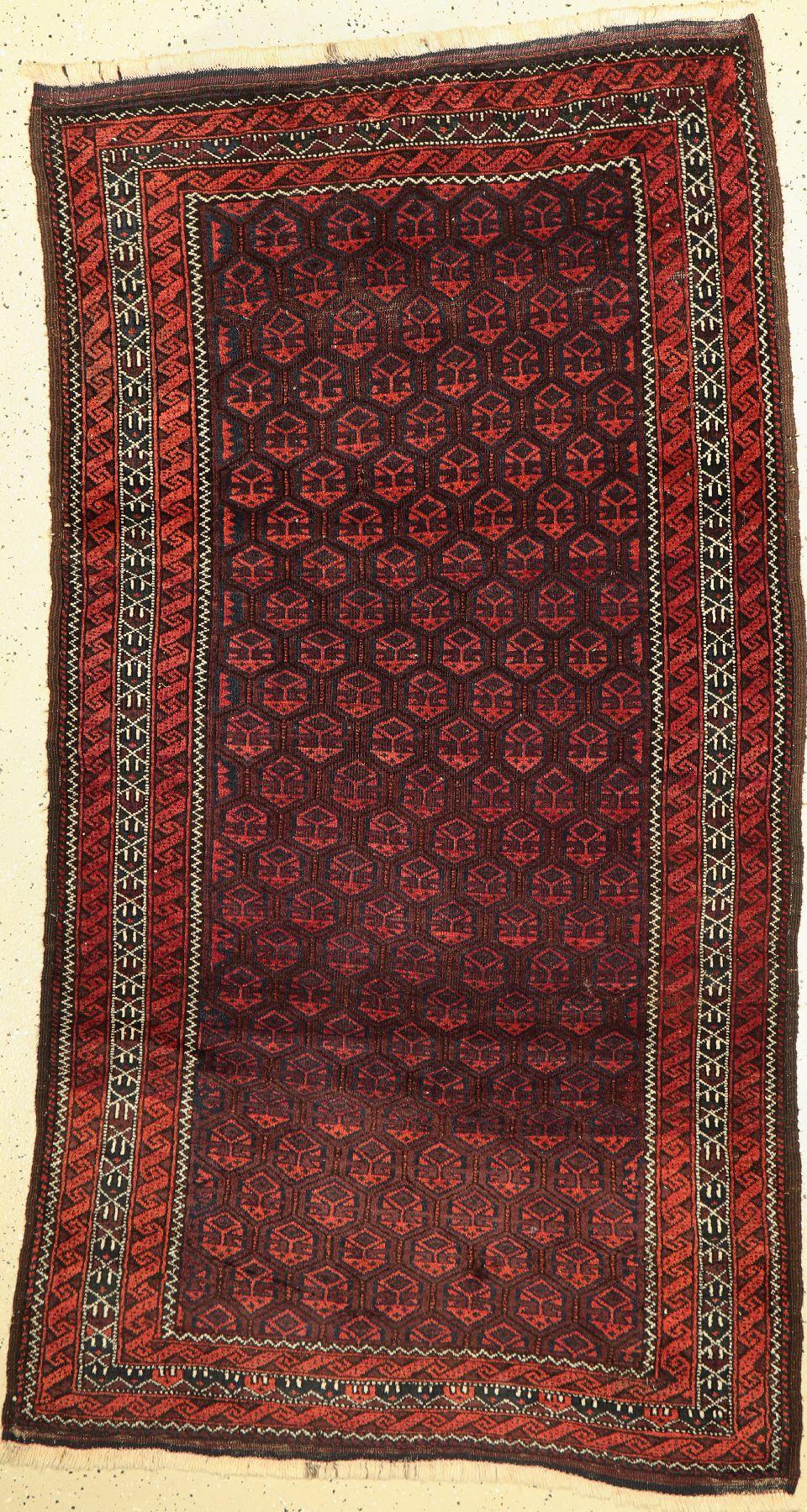 Antiker Belutsch, Persien, um 1900, Wolle auf Wolle, ca. 210 x 112 cm, EHZ: 4, (Verzogen)