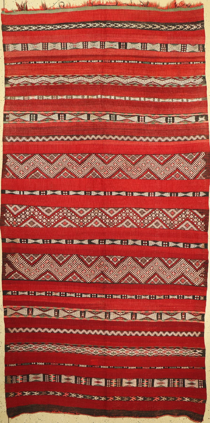 Anatol Kelim, Türkei, um 1950, Wolle auf Wolle, ca. 310 x 155 cm, EHZ: 2-3