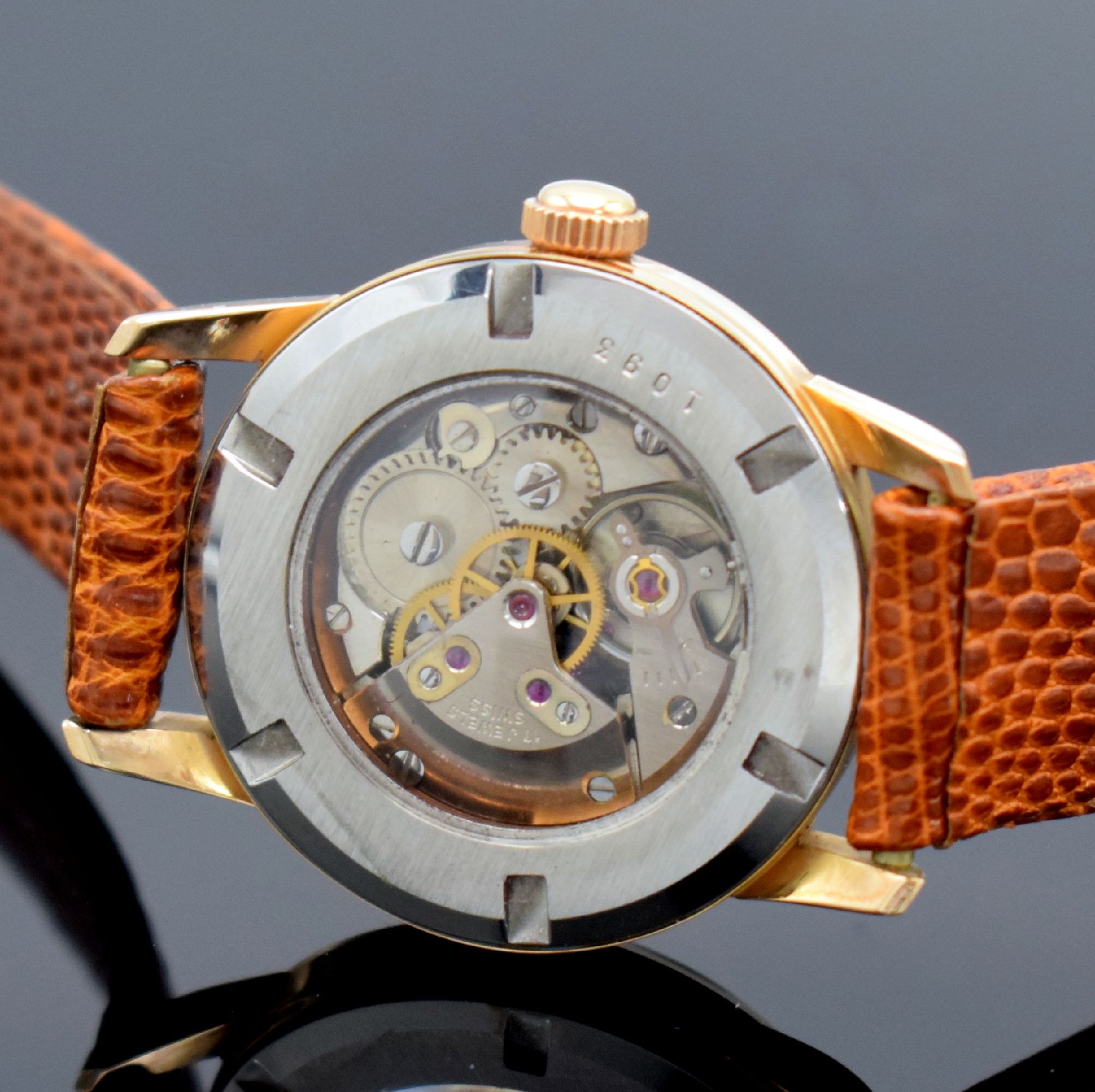 Detail e: ROYCE Cocktail-Watch ausgefallene Armbanduhr, Schweiz um 1960, Handaufzug, verg. durchbr. Gehäuse, vergl. Stahlboden geschr., silb. Zifferbl. m. ...