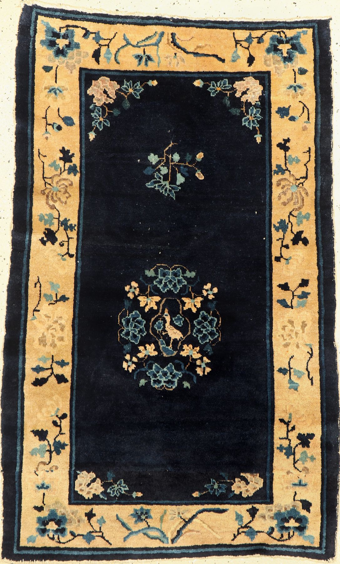 Peking antik, China, um 1900, Wolle auf Baumwolle, ca. 150 x 95 cm, EHZ: 4-5