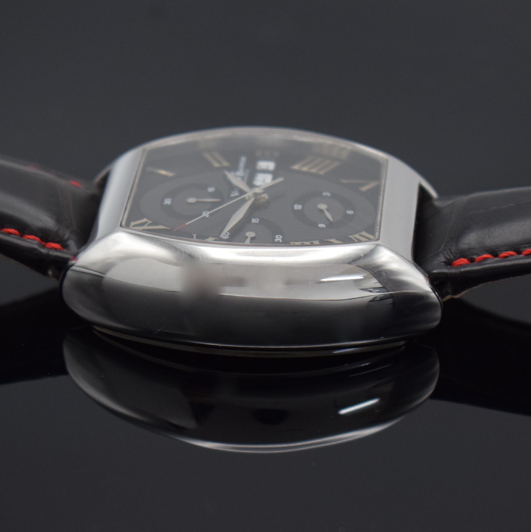 Detail d: VAN DER BAUWEDE Magnum Churchill große Herrenarmbanduhr mit Chronograph, Schweiz um 2010, Automatik, beids. vergl. Gehäuse in Silber 800/000, Boden ...