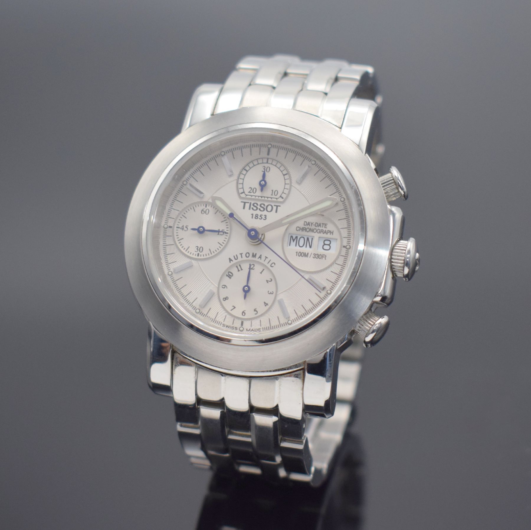 TISSOT Day-Date Chronograph Herrenarmbanduhr, Schweiz um 2010, Automatik, massives beids. vergl. Geh. in Edelstahl, orig. Gliederband m. dopp. ...