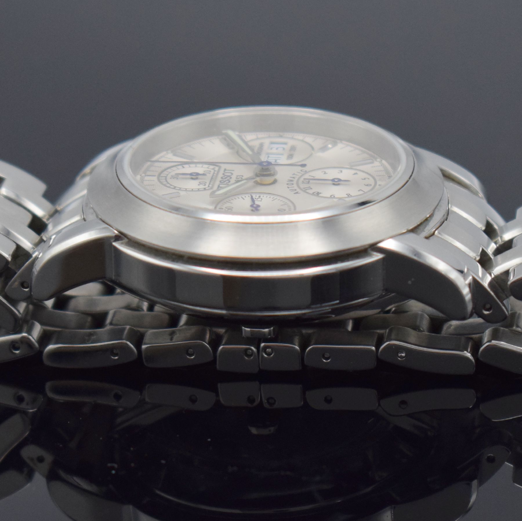 Detail g: TISSOT Day-Date Chronograph Herrenarmbanduhr, Schweiz um 2010, Automatik, massives beids. vergl. Geh. in Edelstahl, orig. Gliederband m. dopp. ...